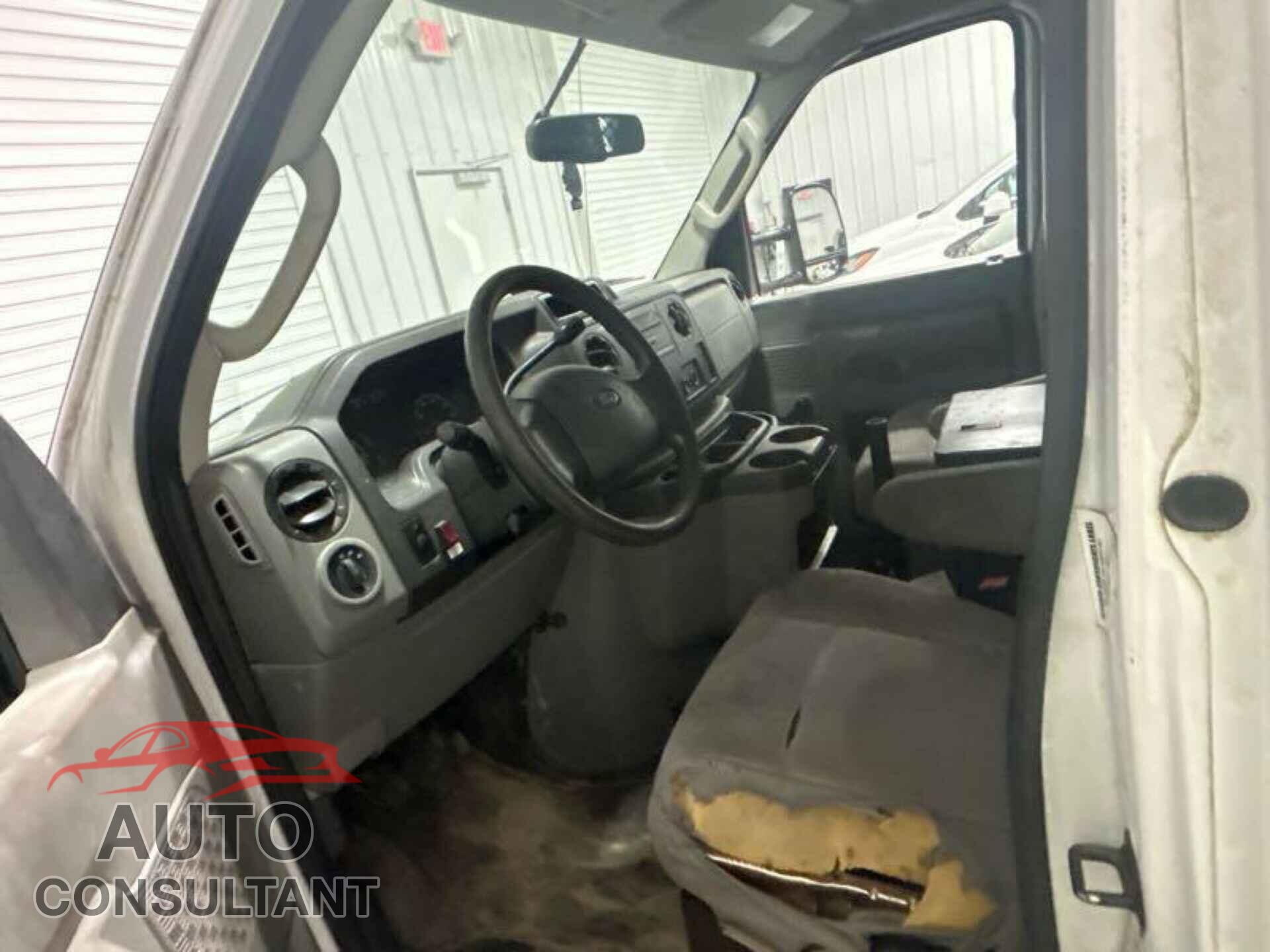 FORD E-150 2013 - 1FTNE1EW6DDB01357