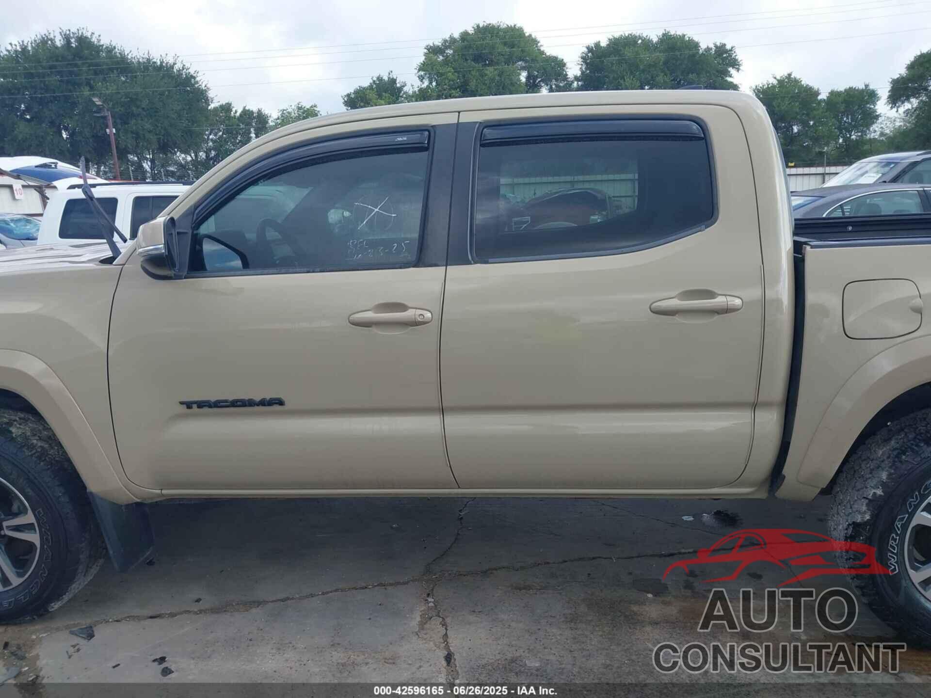 TOYOTA TACOMA 2019 - 3TMCZ5AN8KM208864