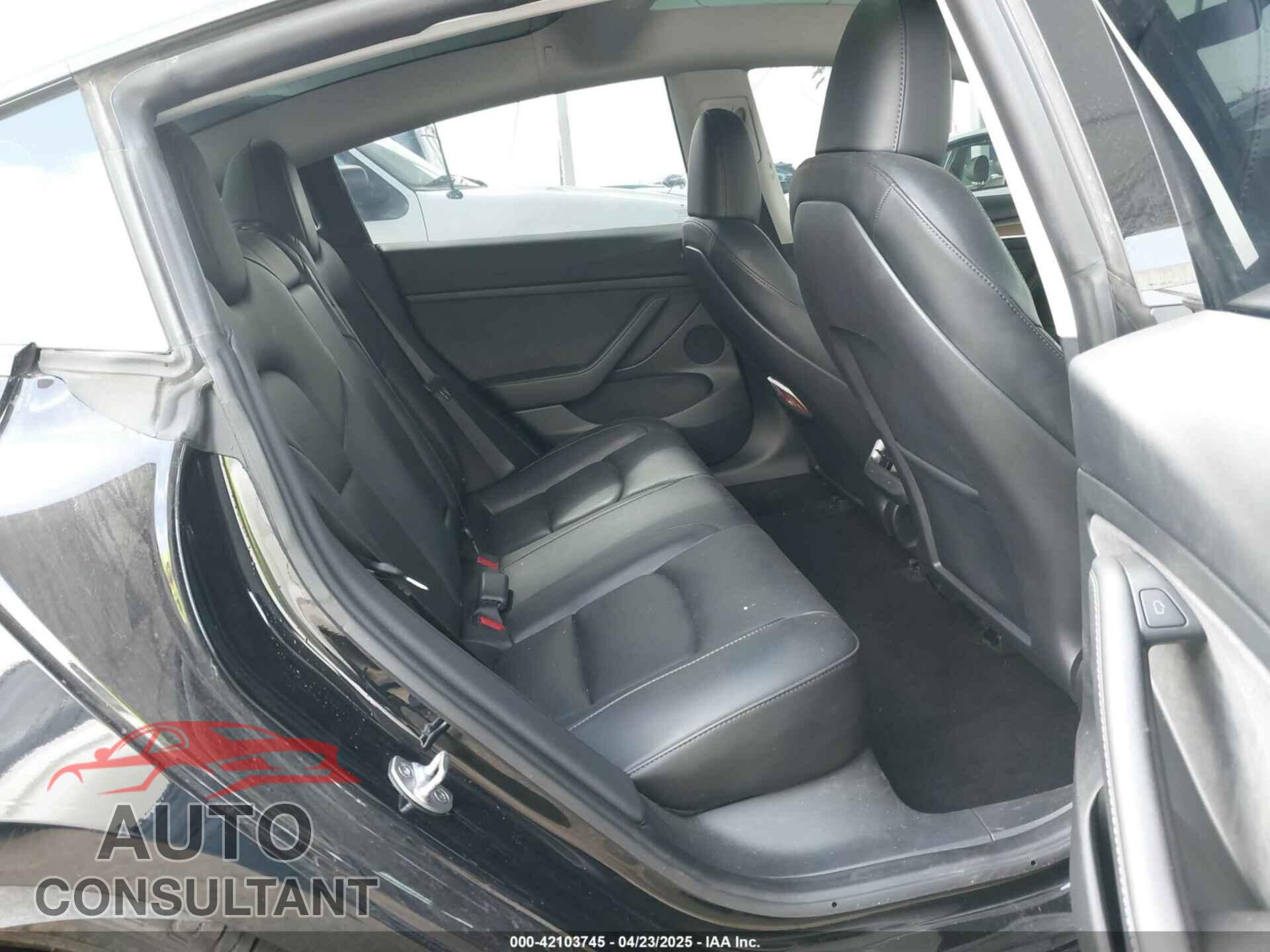 TESLA MODEL 3 2023 - 5YJ3E1EA1PF546324
