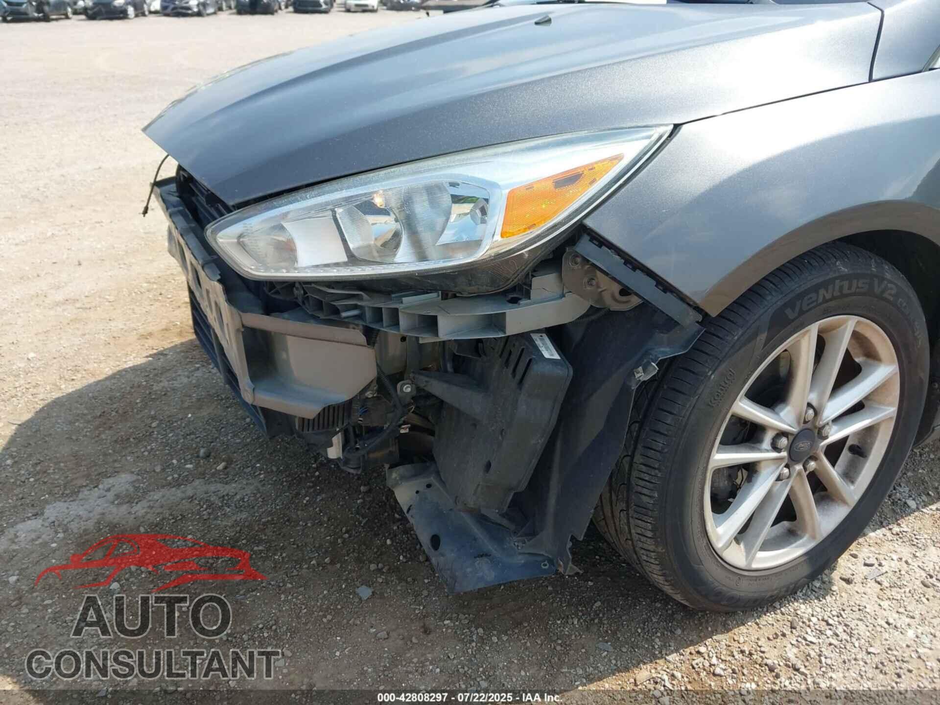 FORD FOCUS 2016 - 1FADP3K20GL257347