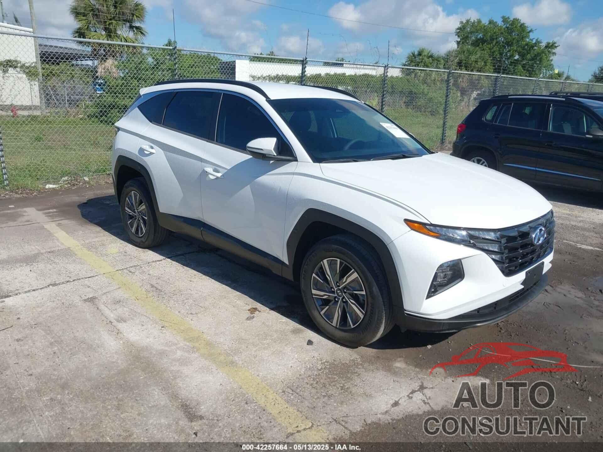 HYUNDAI TUCSON 2022 - KM8JBCA1XNU015625