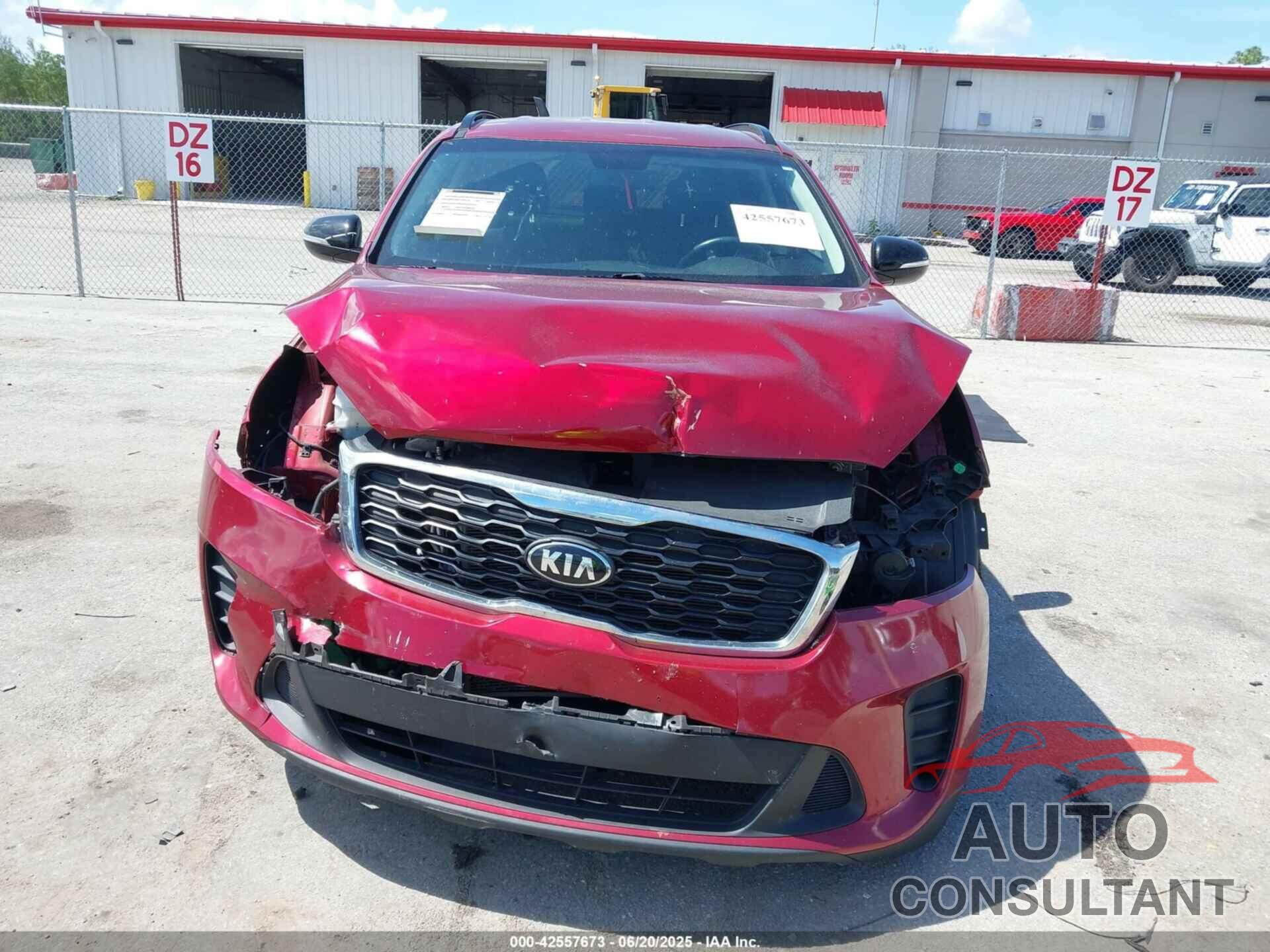 KIA SORENTO 2019 - 5XYPG4A54KG600304