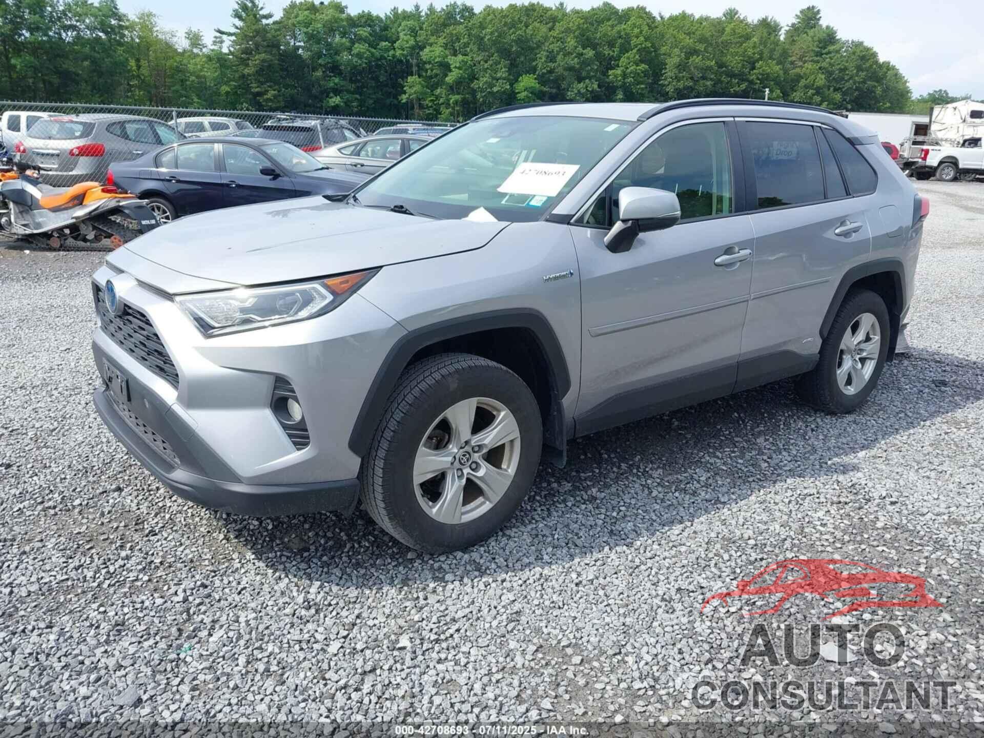 TOYOTA RAV4 HYBRID 2021 - JTMRWRFV2MD125044