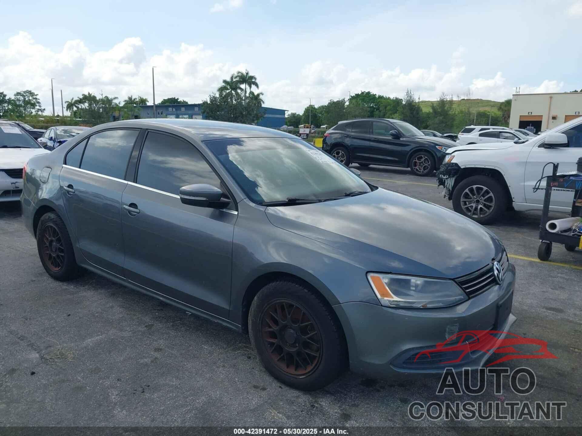 VOLKSWAGEN JETTA 2013 - 3VWDP7AJ1DM280251