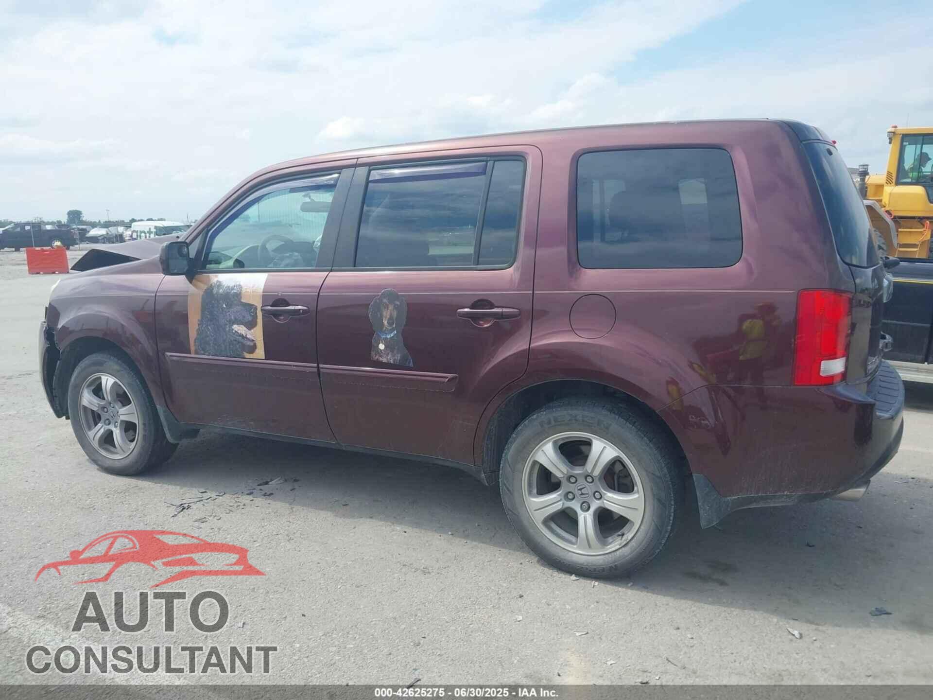HONDA PILOT 2013 - 5FNYF4H47DB065287