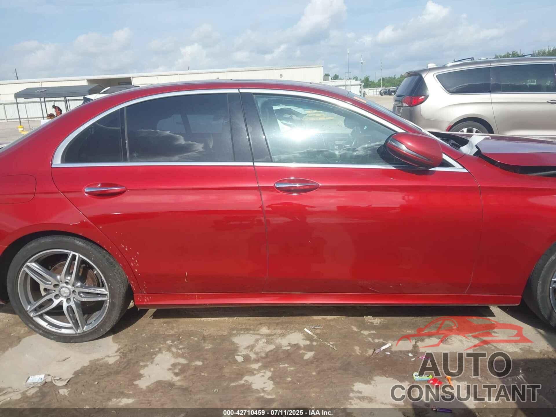 MERCEDES-BENZ E 300 2017 - WDDZF4KB7HA191309