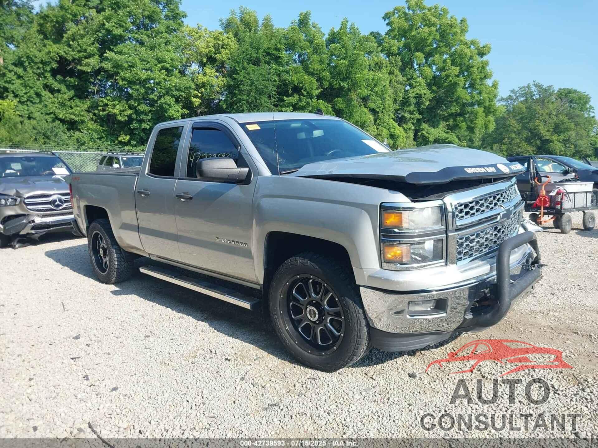 CHEVROLET SILVERADO 1500 2014 - 1GCVKREC7EZ259014