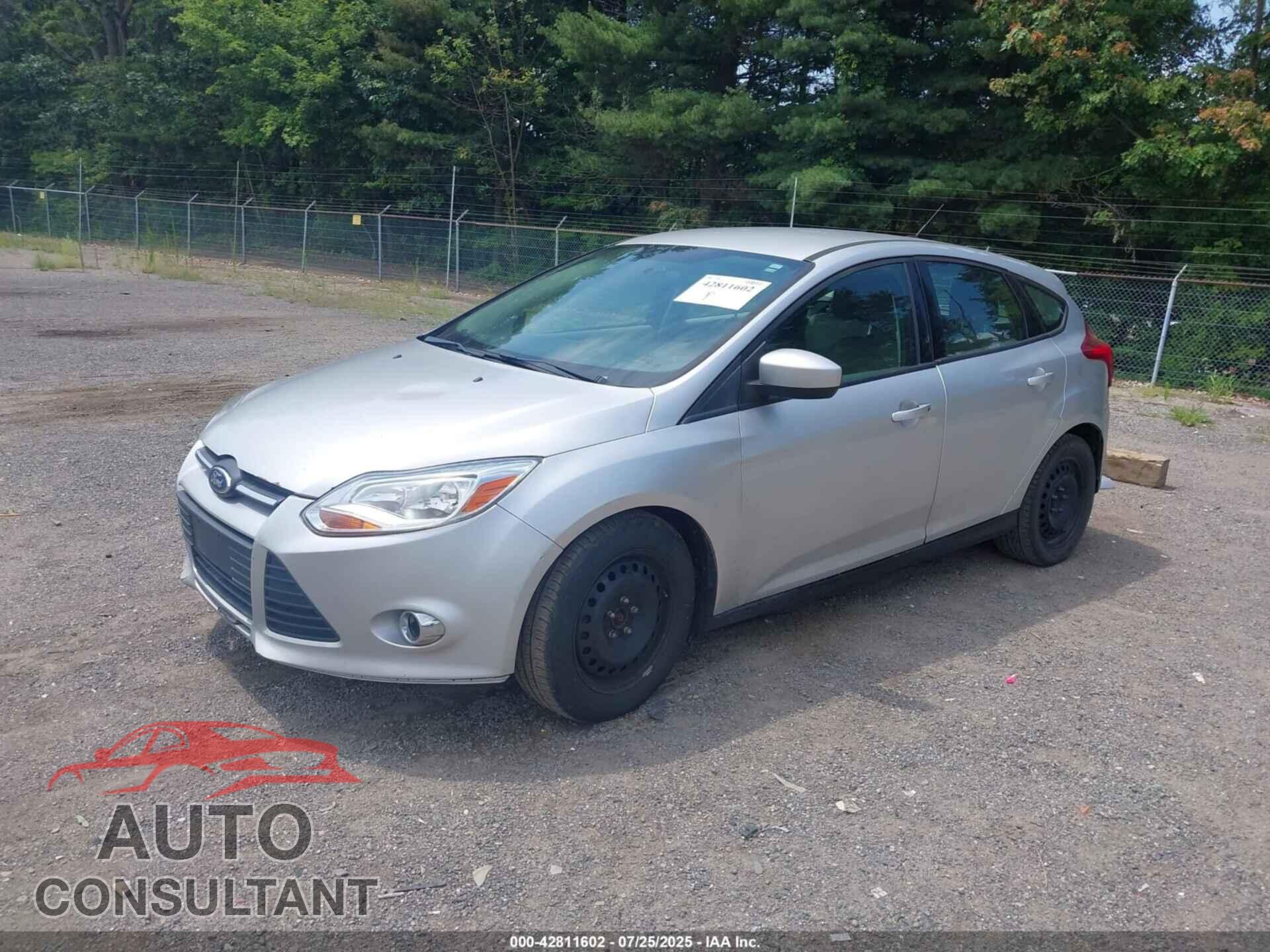 FORD FOCUS 2012 - 1FAHP3K24CL302737