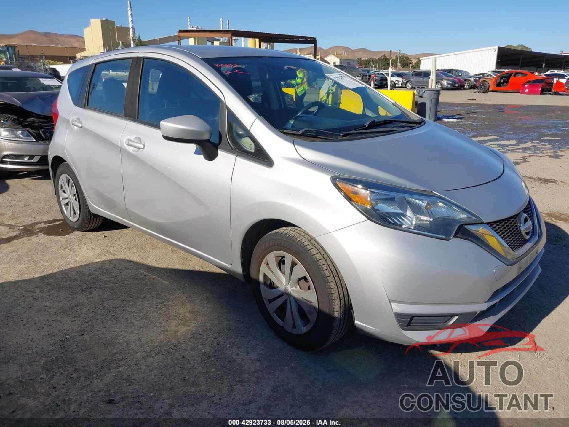 NISSAN VERSA NOTE 2017 - 3N1CE2CP0HL359532