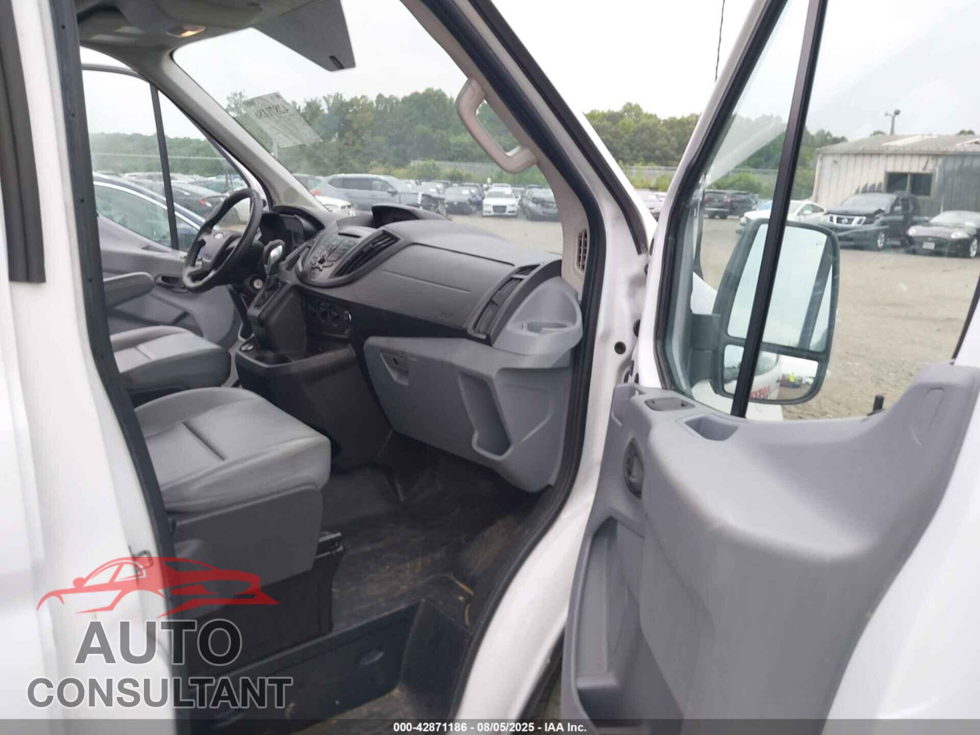 FORD TRANSIT-150 2019 - 1FTYE2CM7KKB68398