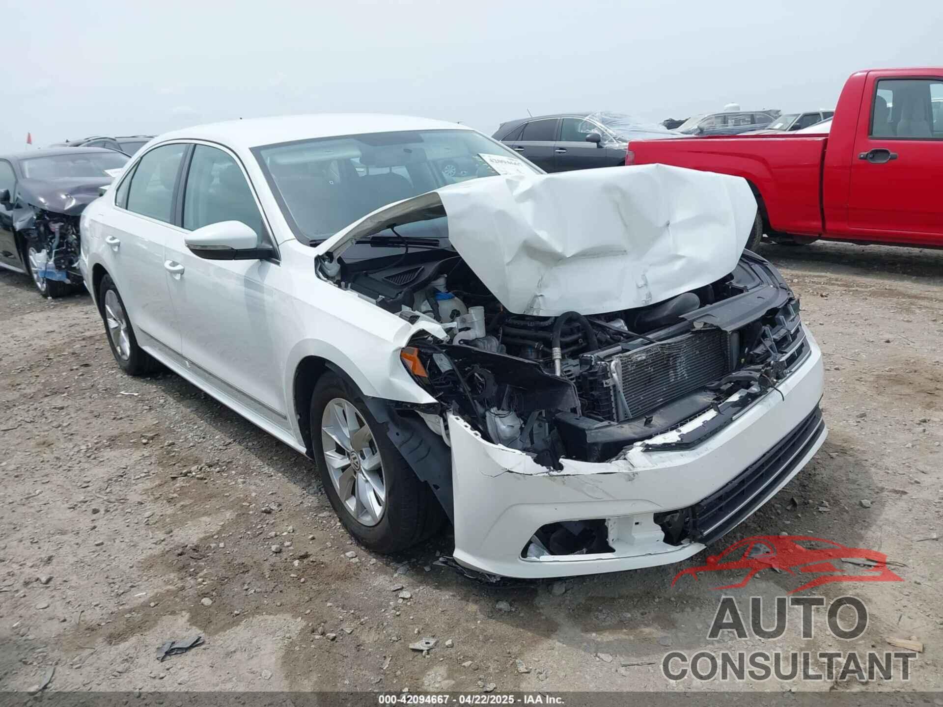VOLKSWAGEN PASSAT 2017 - 1VWAT7A31HC015952