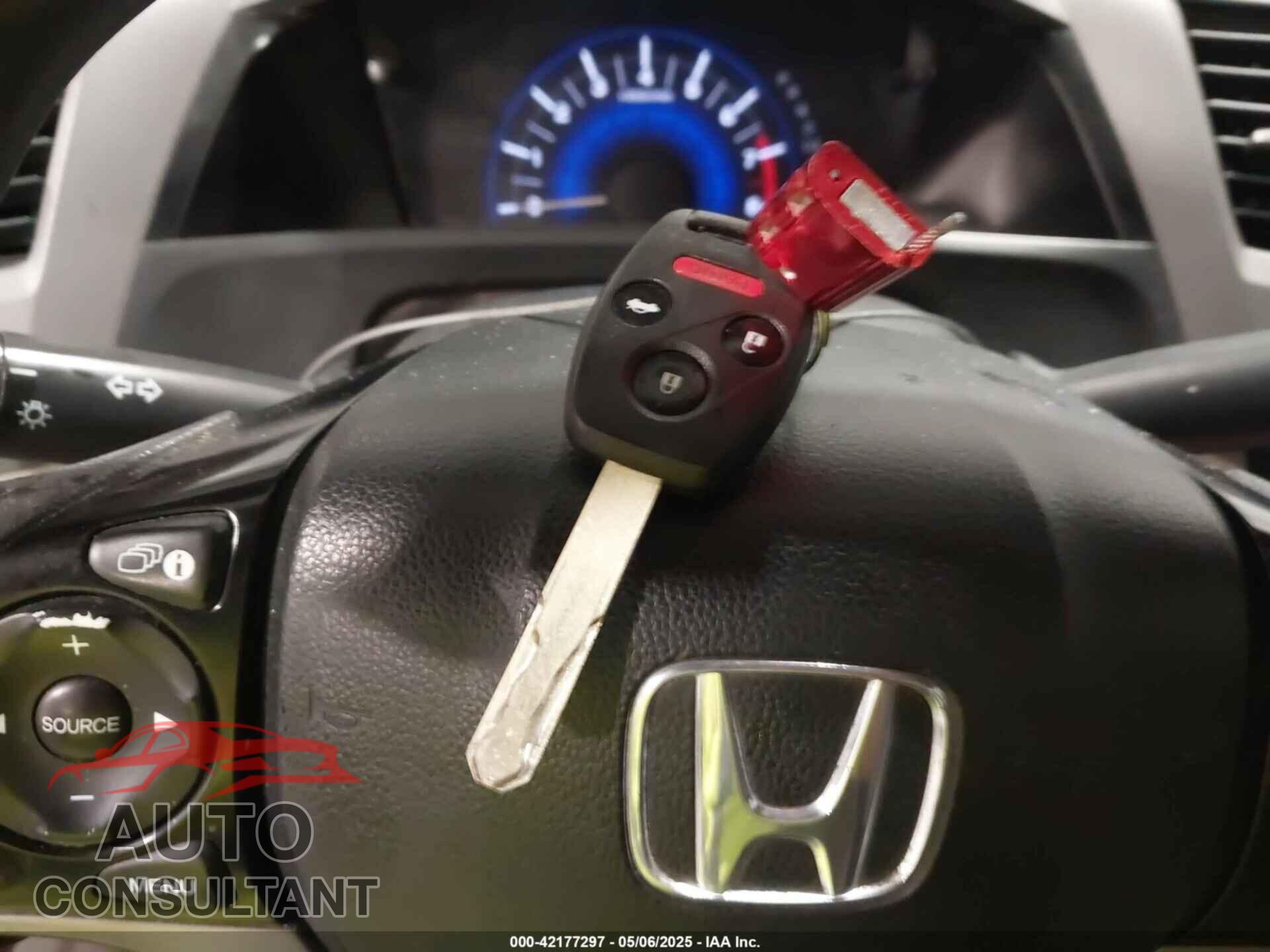 HONDA CIVIC 2012 - 2HGFB2F5XCH608094