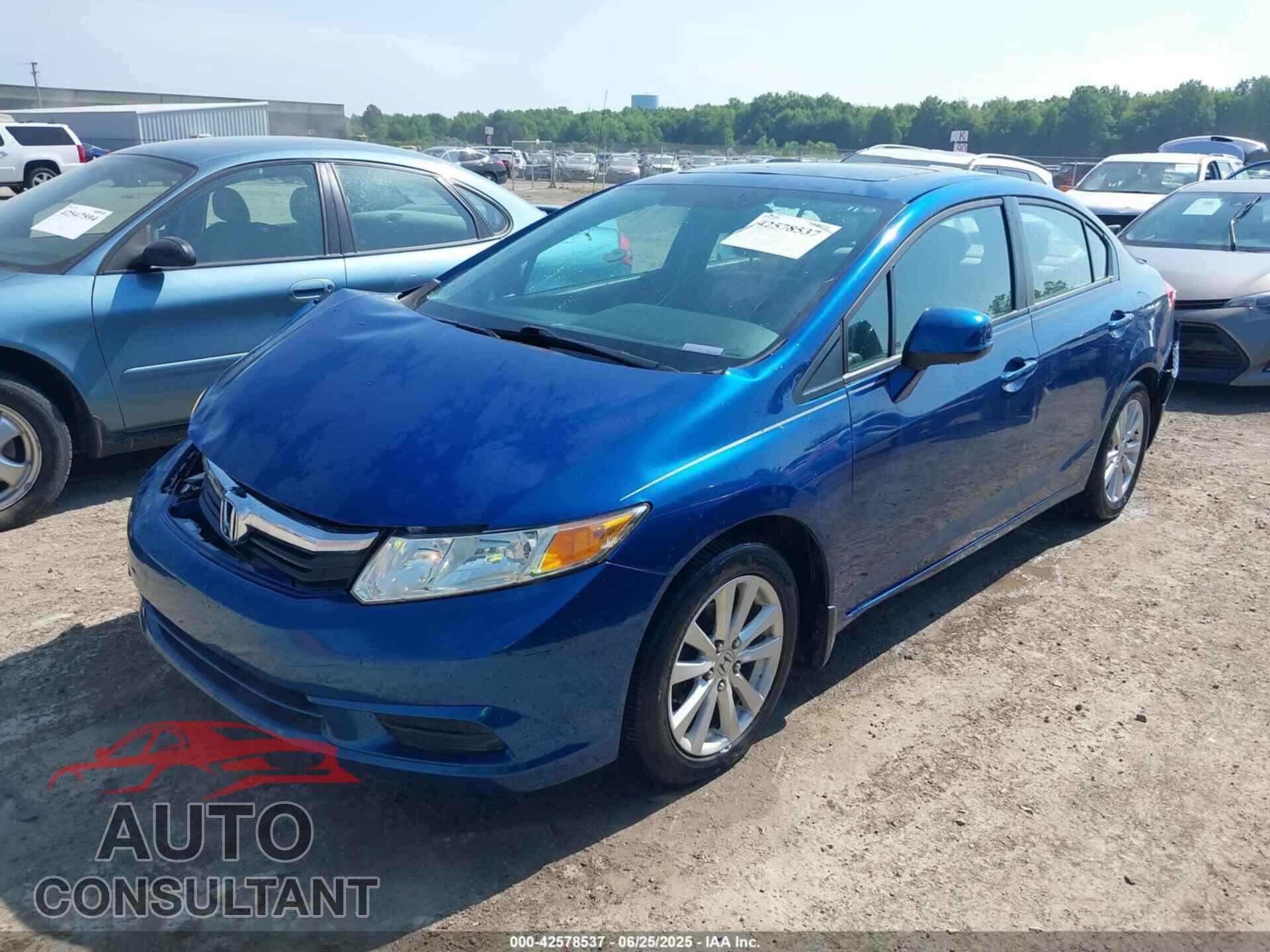 HONDA CIVIC 2012 - 2HGFB2F83CH500135