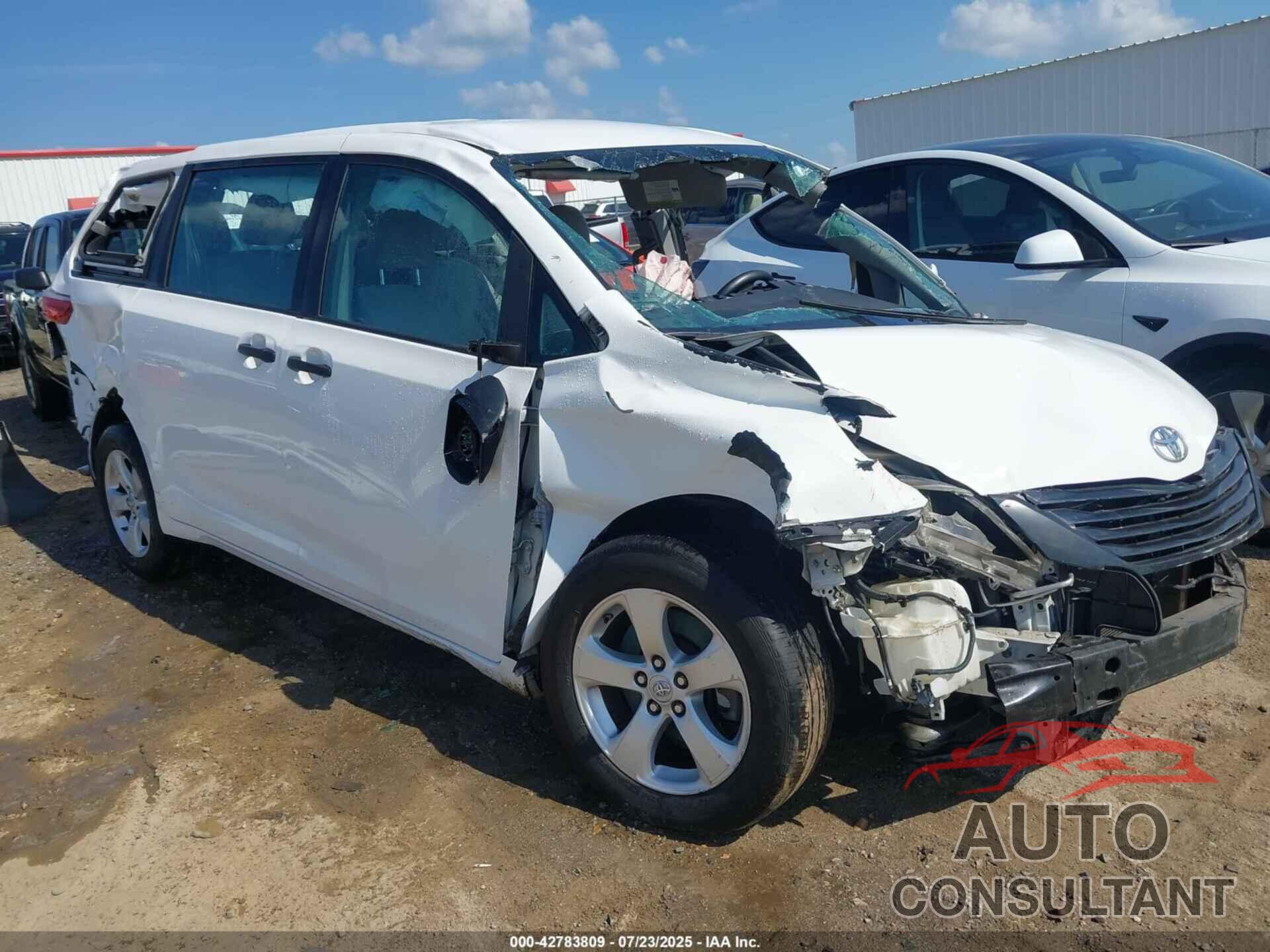 TOYOTA SIENNA 2017 - 5TDZZ3DC8HS892087