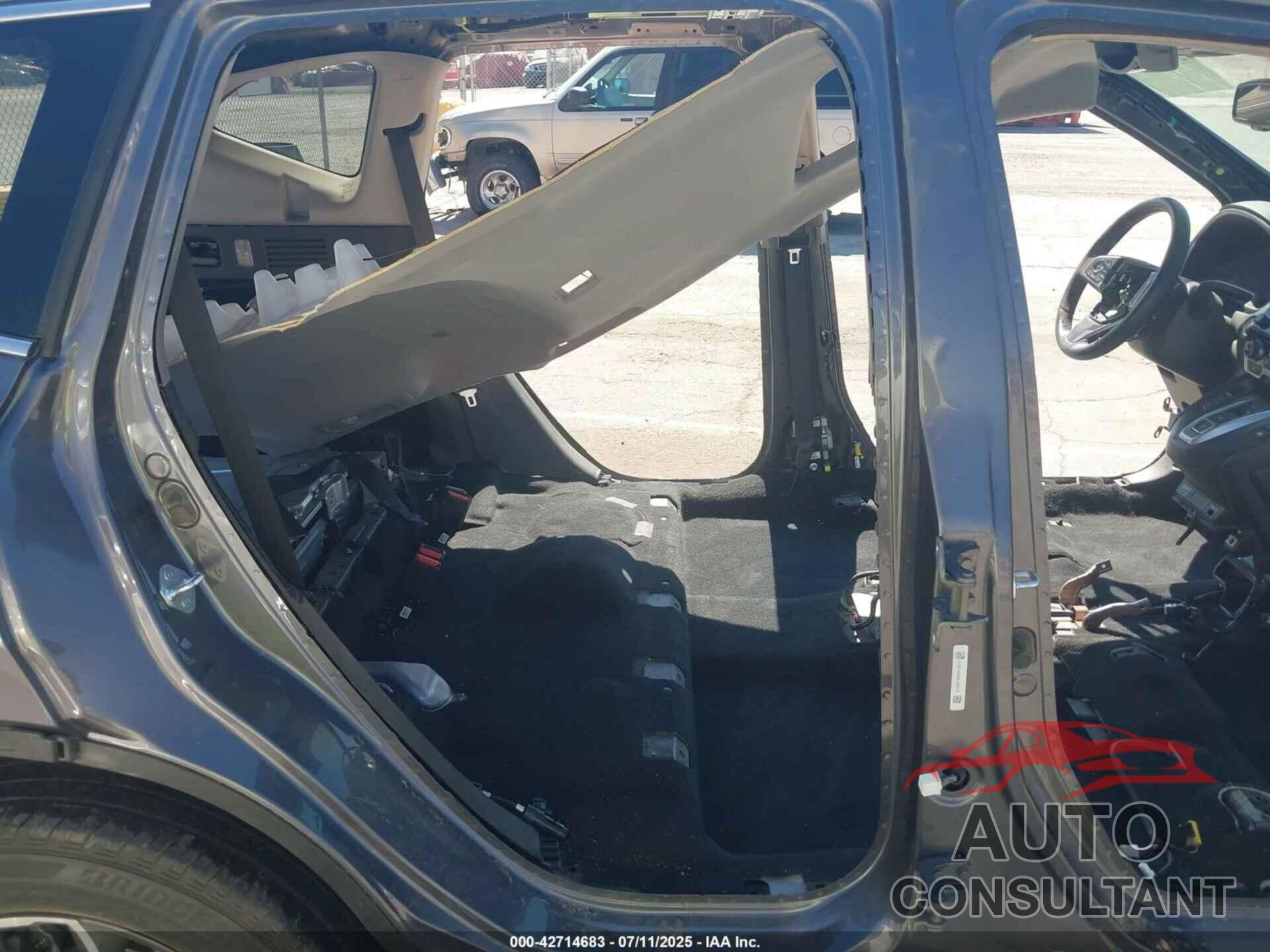 HONDA CR-V HYBRID 2022 - 5J6RT6H89NL030979