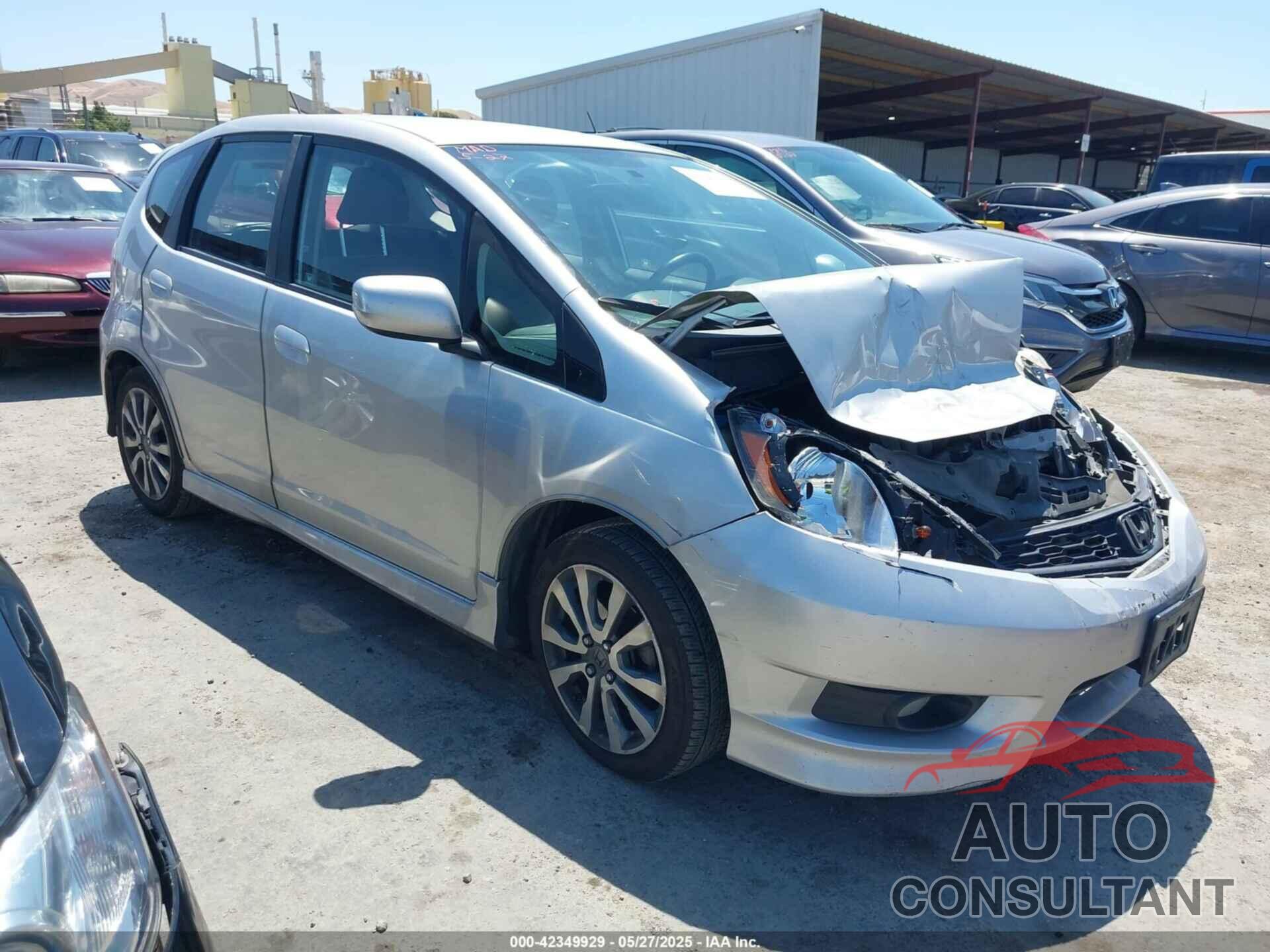 HONDA FIT 2013 - JHMGE8H56DC009996