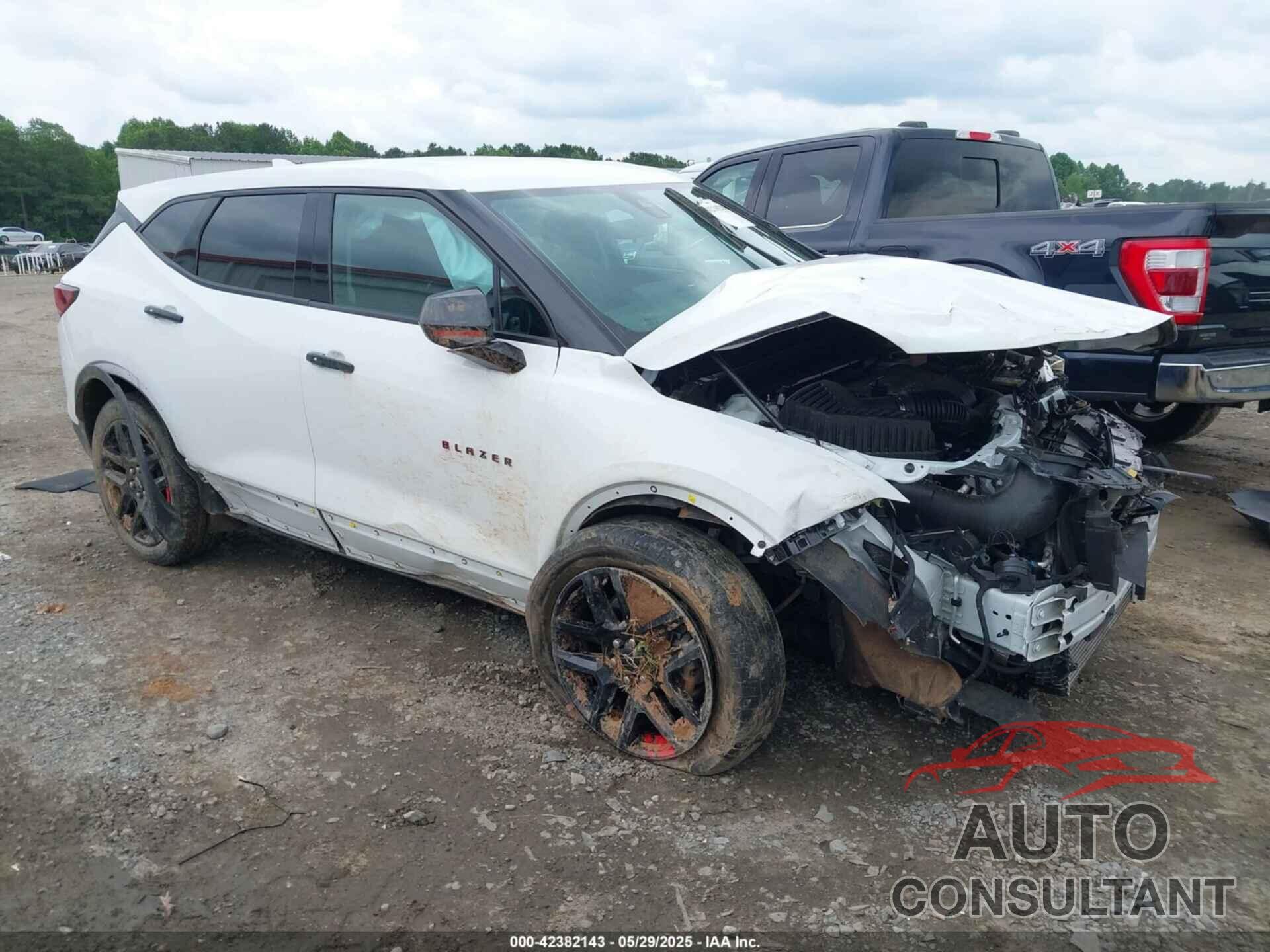 CHEVROLET BLAZER 2023 - 3GNKBCR43PS113963