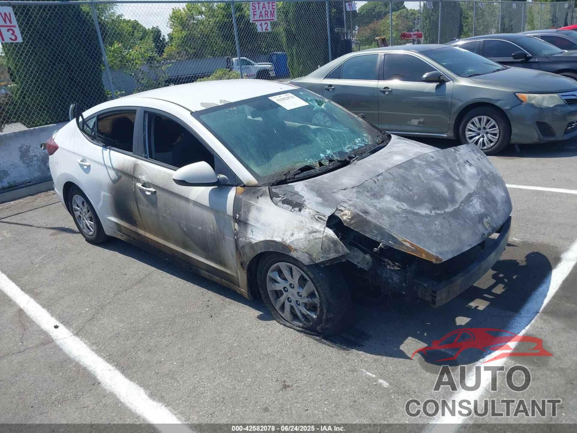 HYUNDAI ELANTRA 2019 - 5NPD74LF3KH438716