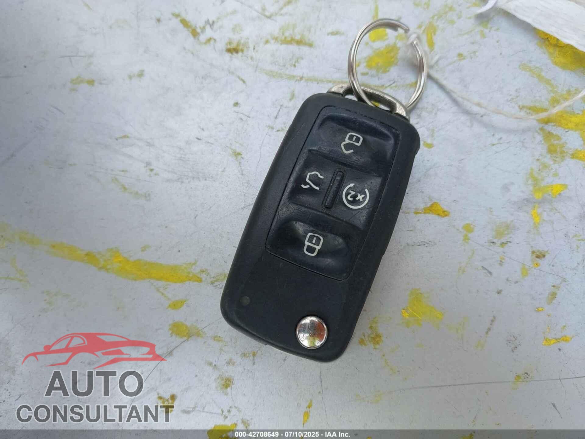 VOLKSWAGEN PASSAT 2014 - 1VWCN7A3XEC041349