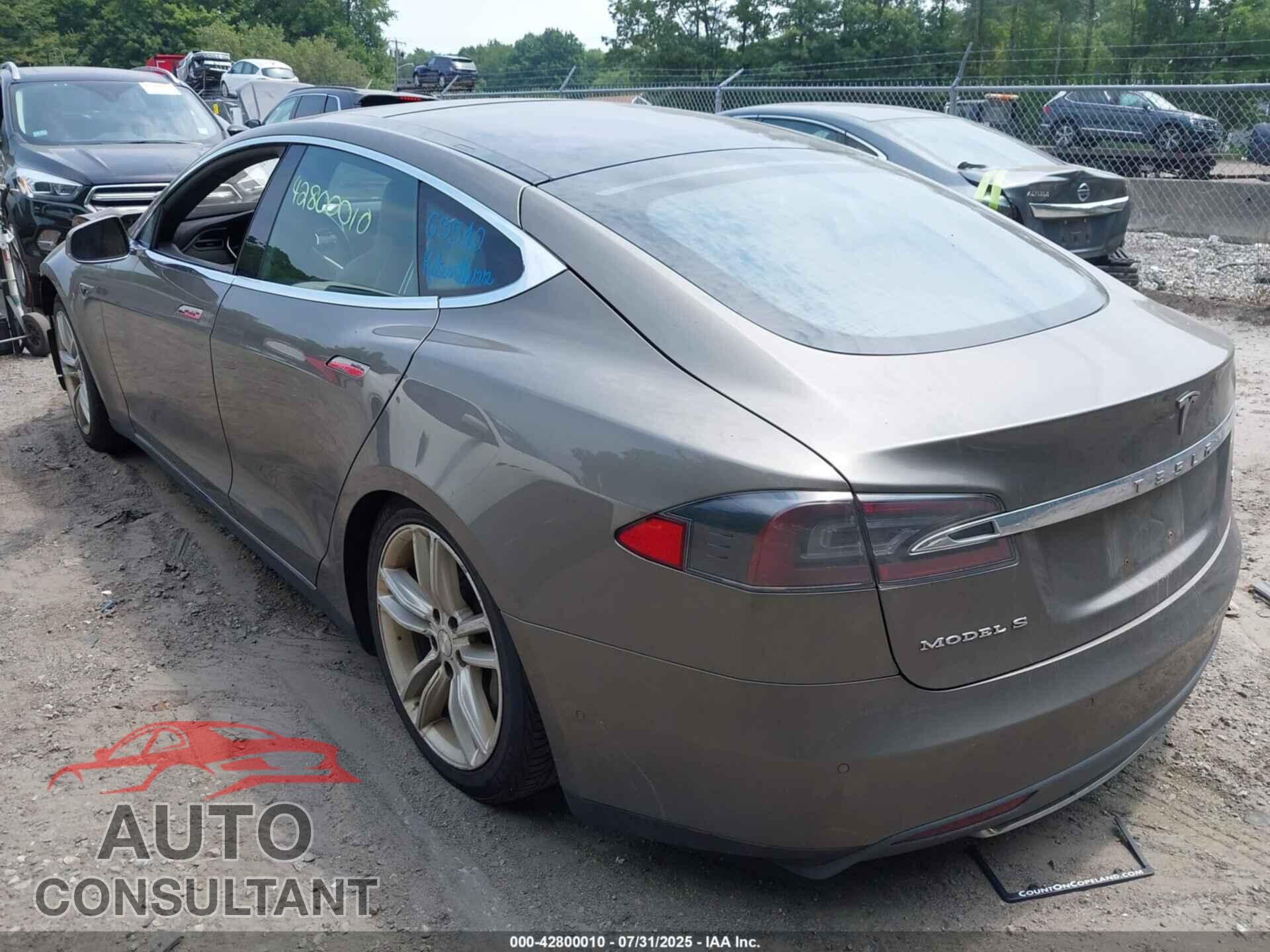 TESLA MODEL S 2015 - 5YJSA1E24FF104510