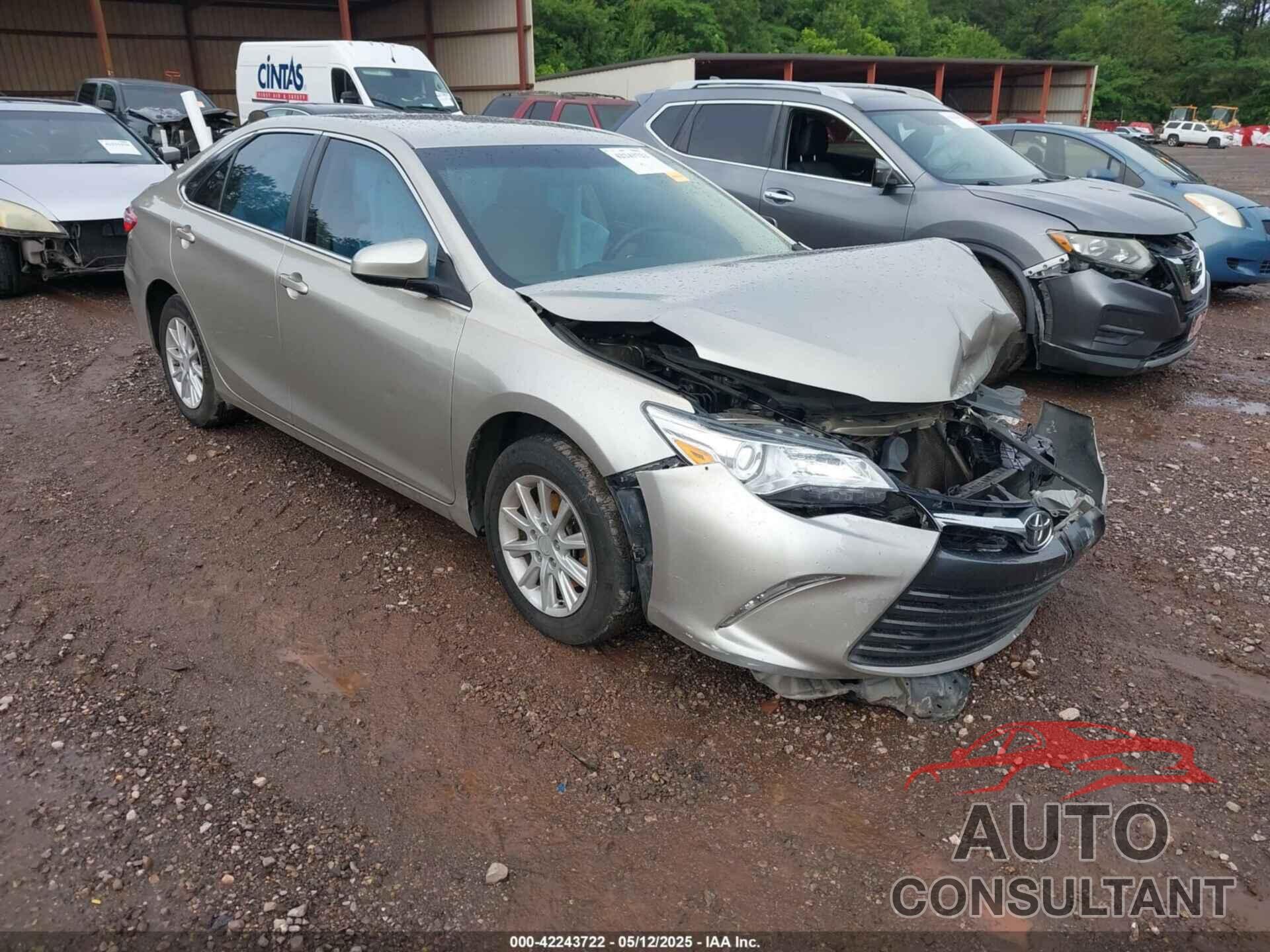 TOYOTA CAMRY 2015 - 4T4BF1FK0FR483501