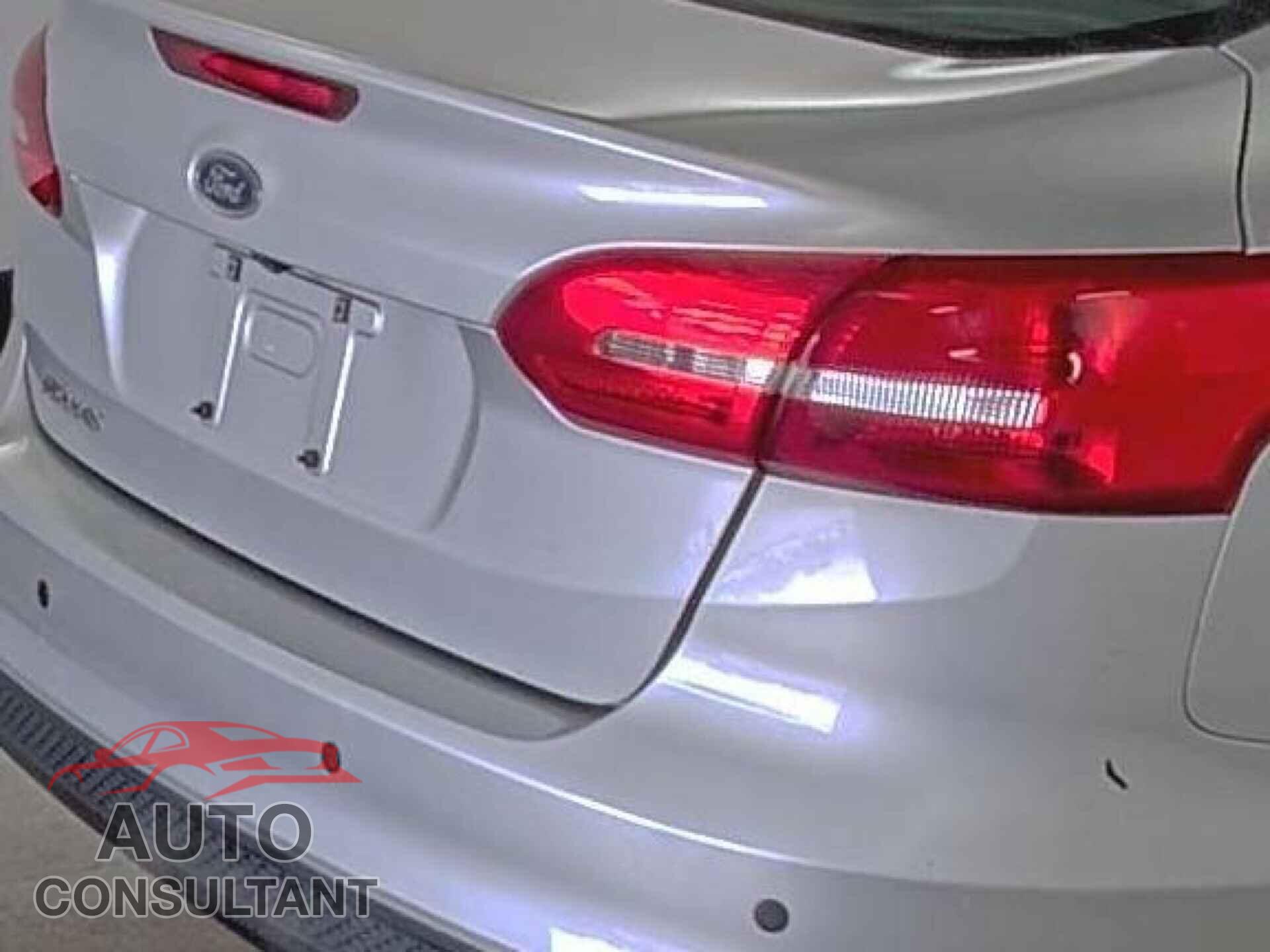 FORD FOCUS 2016 - 1FADP3E23GL366283