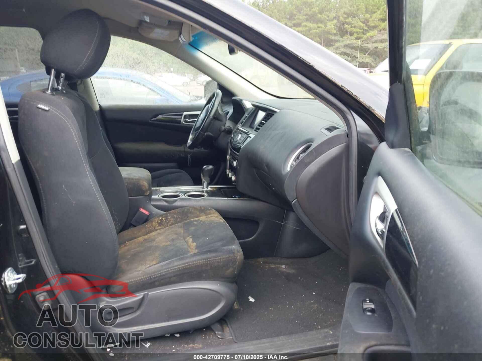 NISSAN PATHFINDER 2015 - 5N1AR2MN8FC621663
