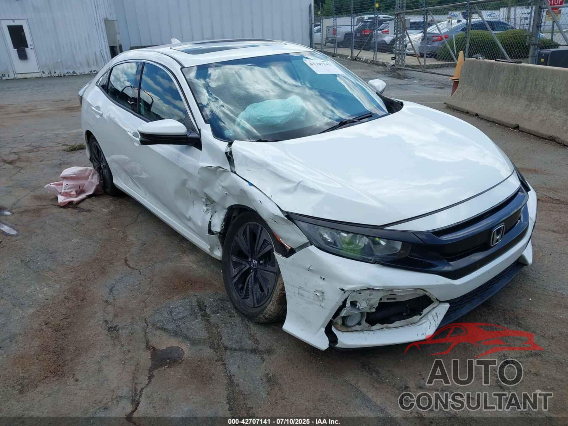 HONDA CIVIC 2018 - SHHFK7H54JU206095