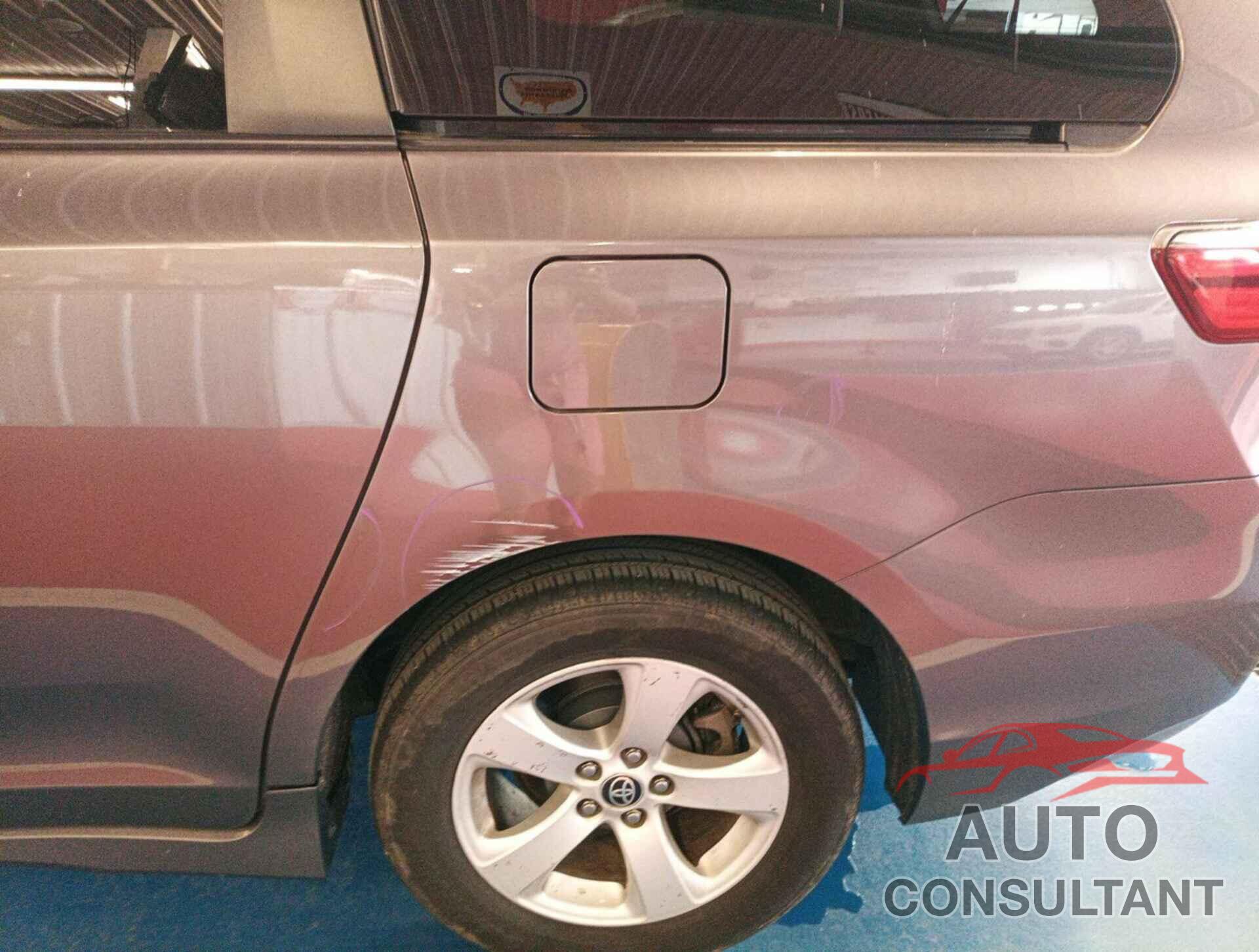 TOYOTA SIENNA 2020 - 5TDZZ3DC1LS063449