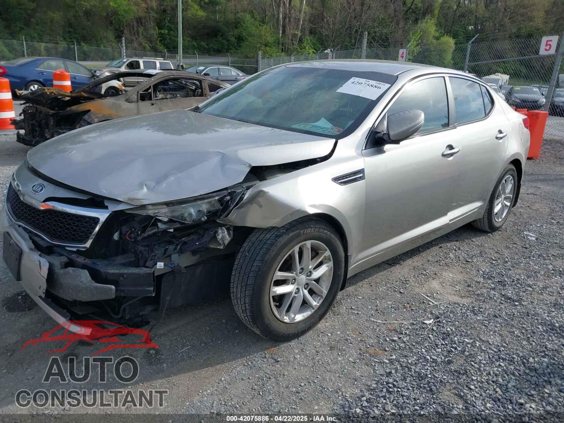 KIA OPTIMA 2012 - KNAGM4A78C5283175
