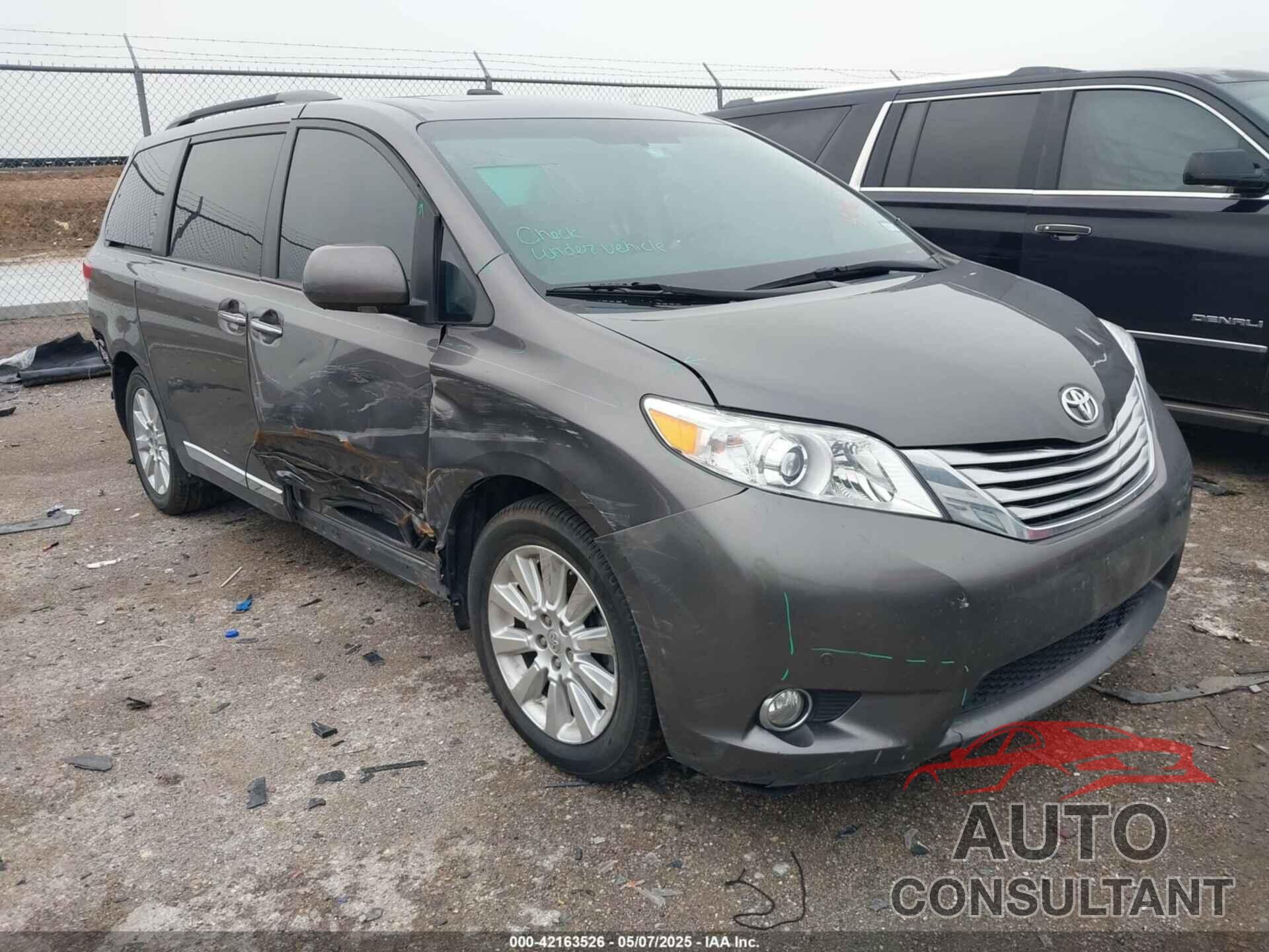 TOYOTA SIENNA 2011 - 5TDYK3DC9BS158209