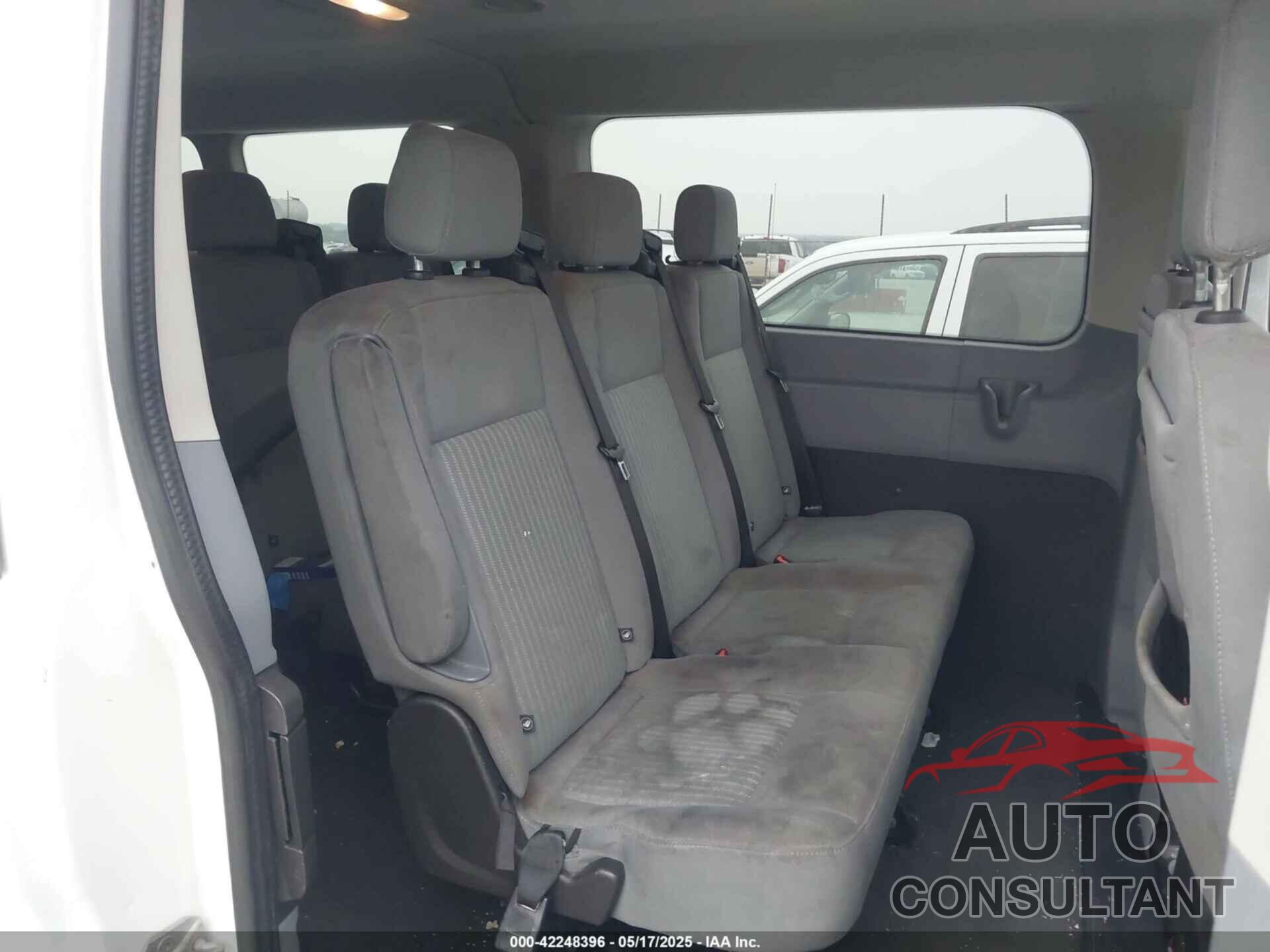 FORD TRANSIT-350 2017 - 1FBZX2ZM2HKB13862