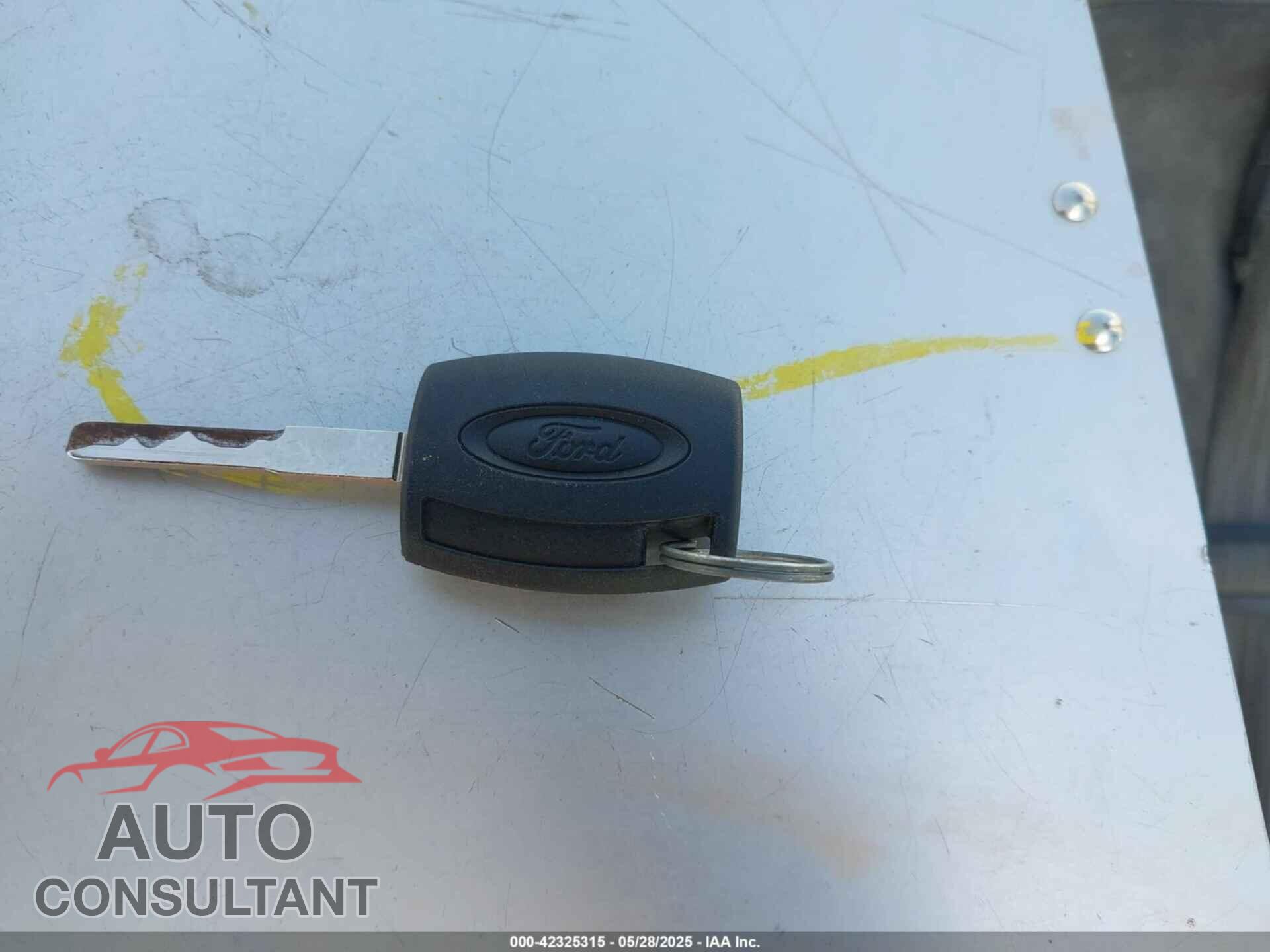 FORD FOCUS 2017 - 1FADP3E20HL347790