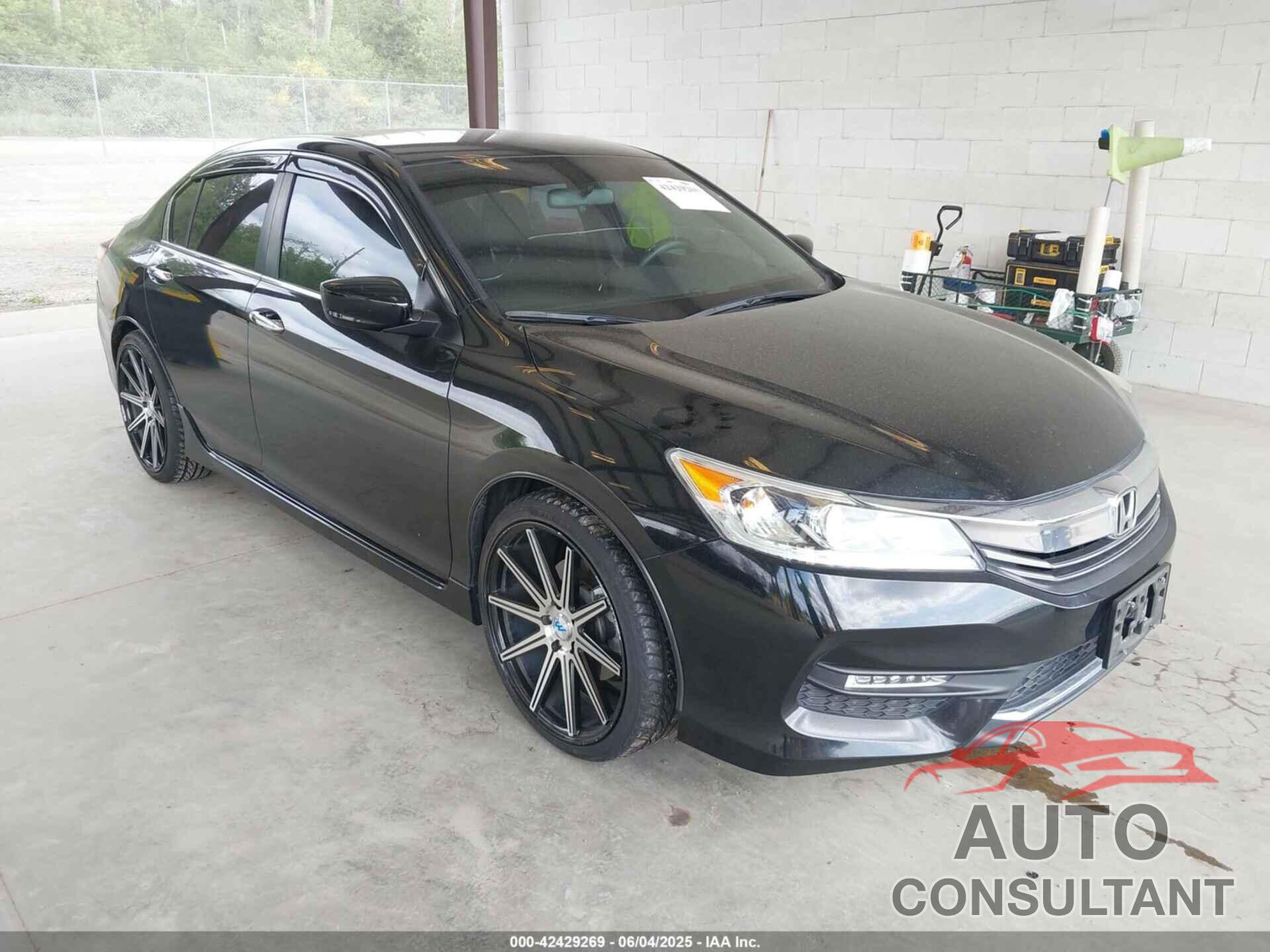 HONDA ACCORD 2017 - 1HGCR2F50HA279524