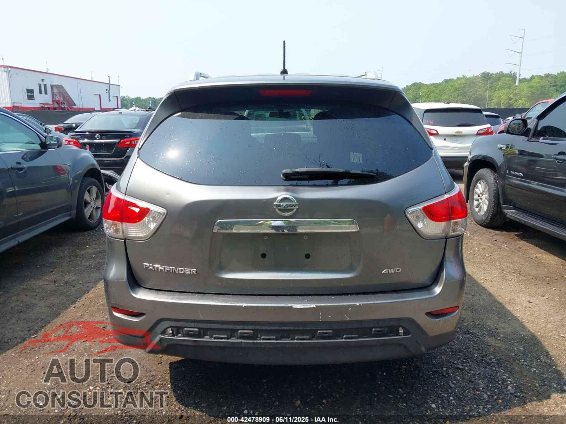 NISSAN PATHFINDER 2015 - 5N1AR2MM5FC683058