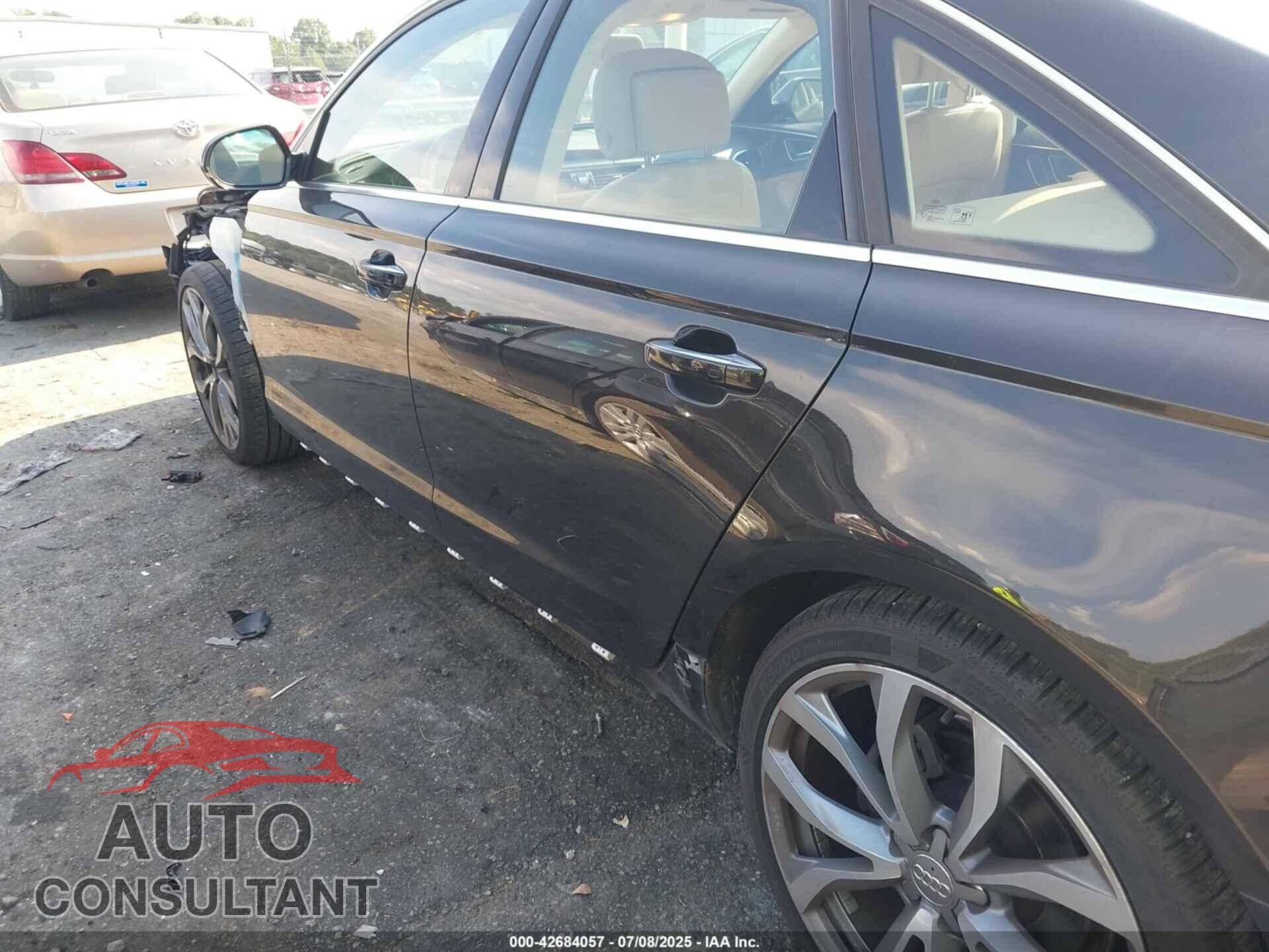 AUDI A6 2013 - WAUGFAFC4DN090411
