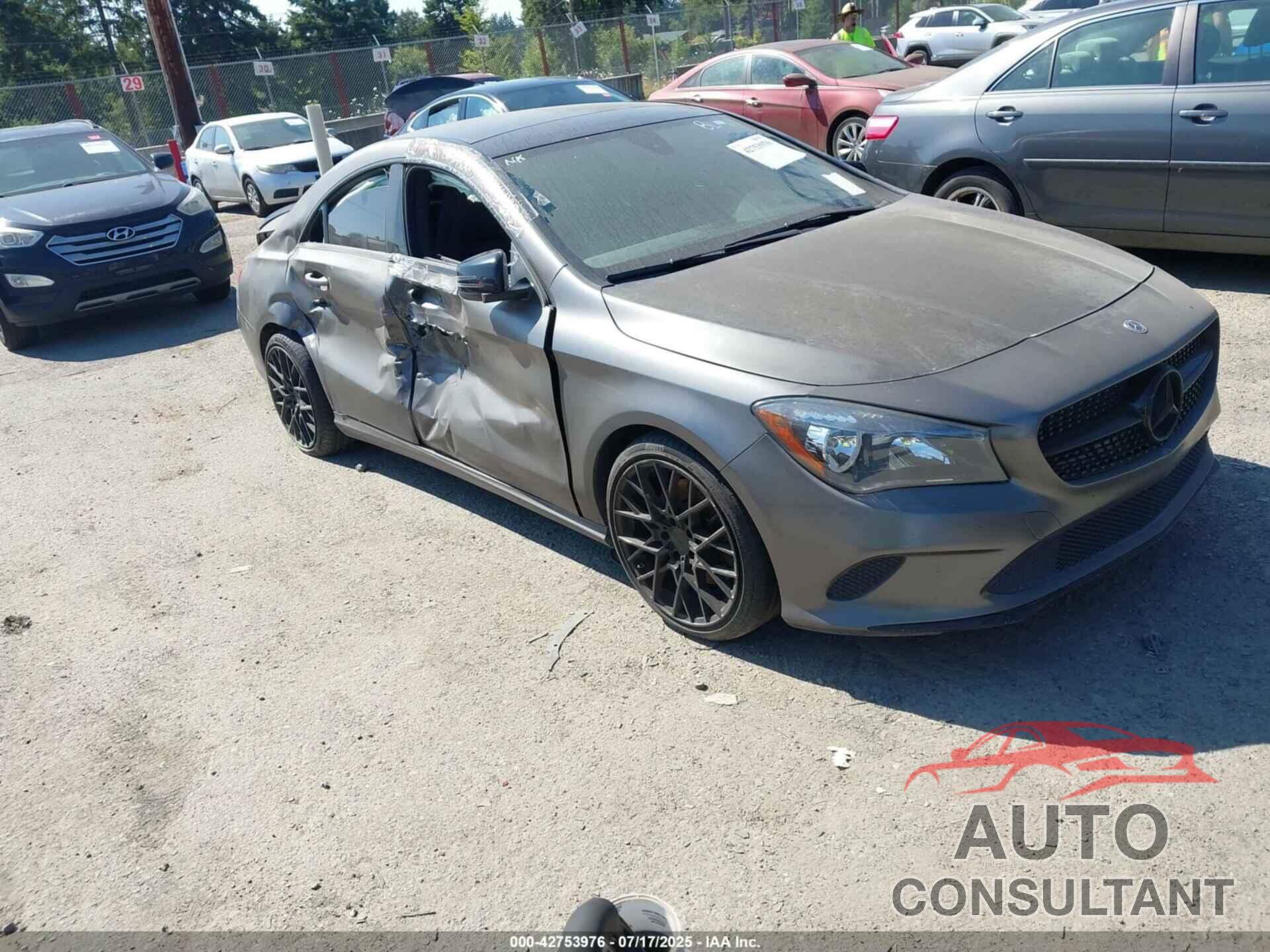 MERCEDES-BENZ CLA 250 2018 - WDDSJ4GB8JN543045