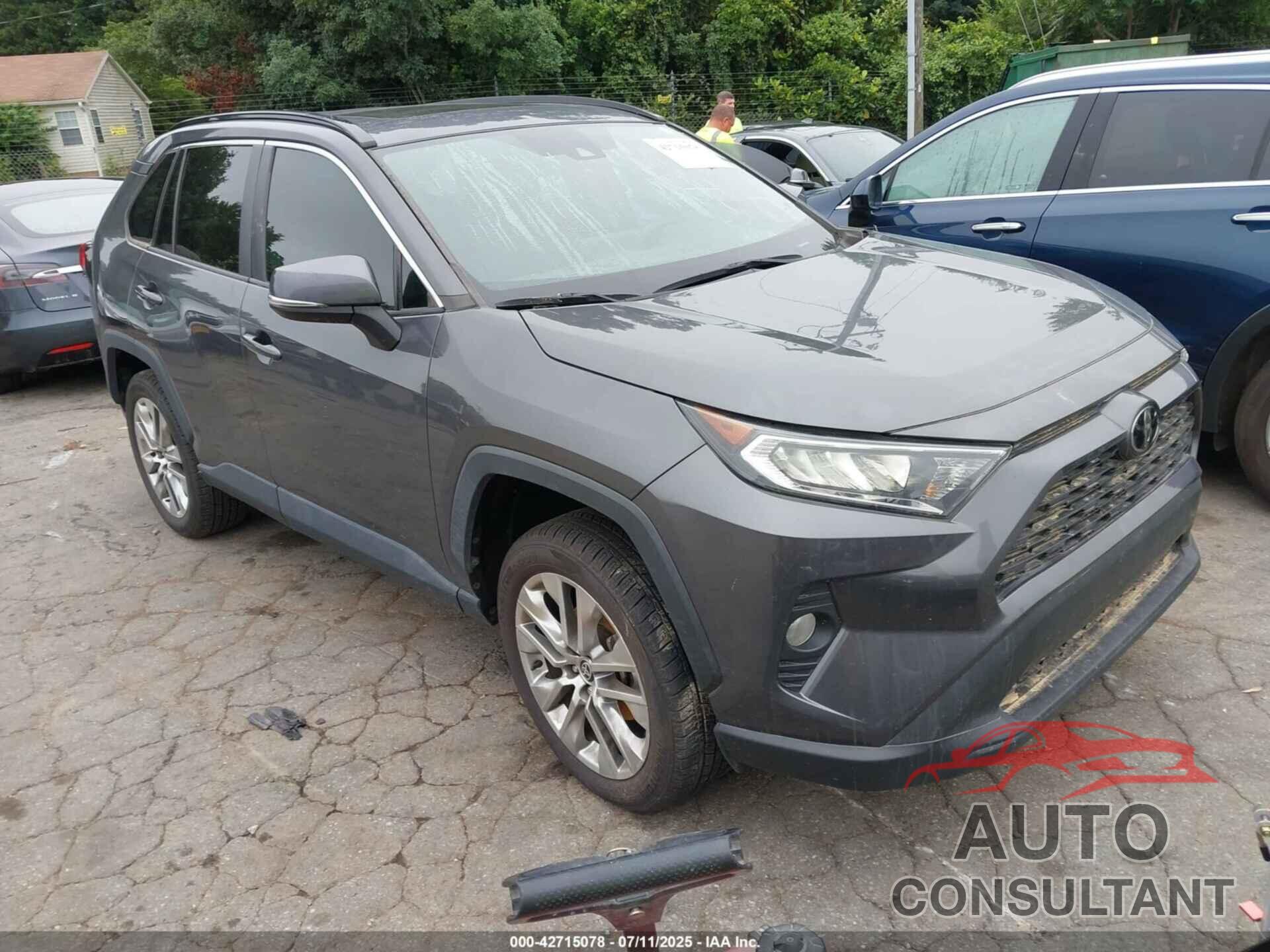 TOYOTA RAV4 2021 - 2T3C1RFV0MW161015