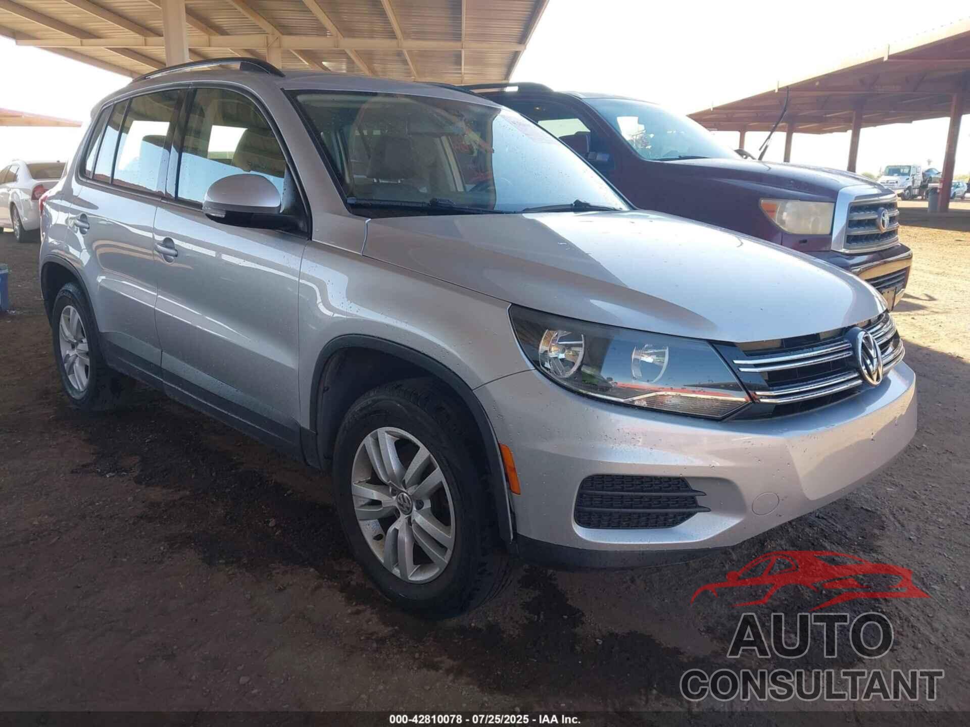 VOLKSWAGEN TIGUAN 2017 - WVGAV7AX0HW508614