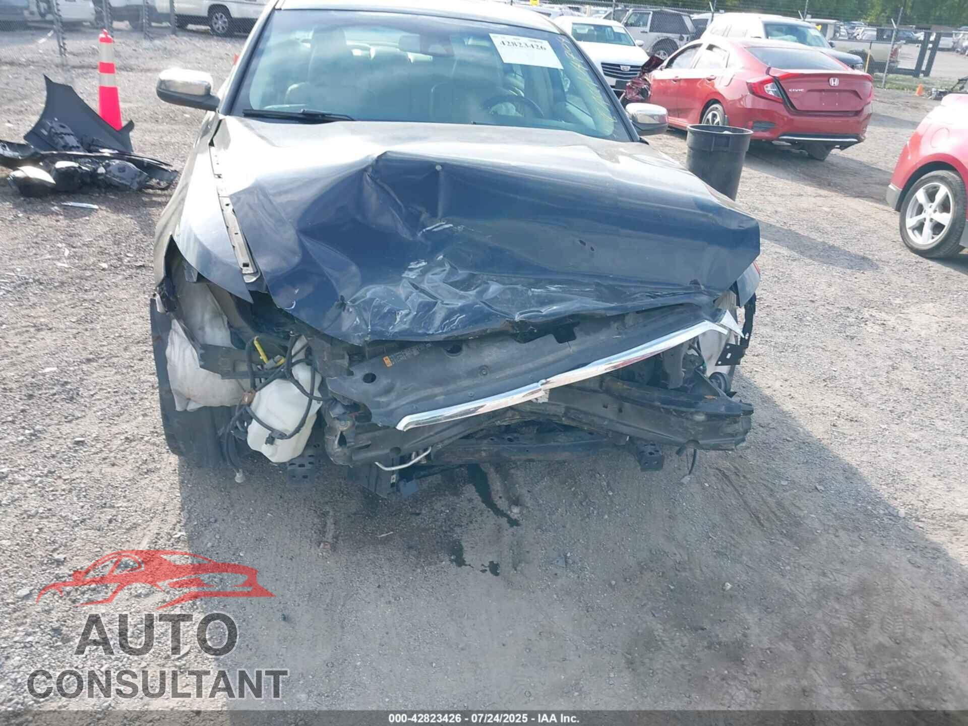 FORD TAURUS 2014 - 1FAHP2F81EG104704