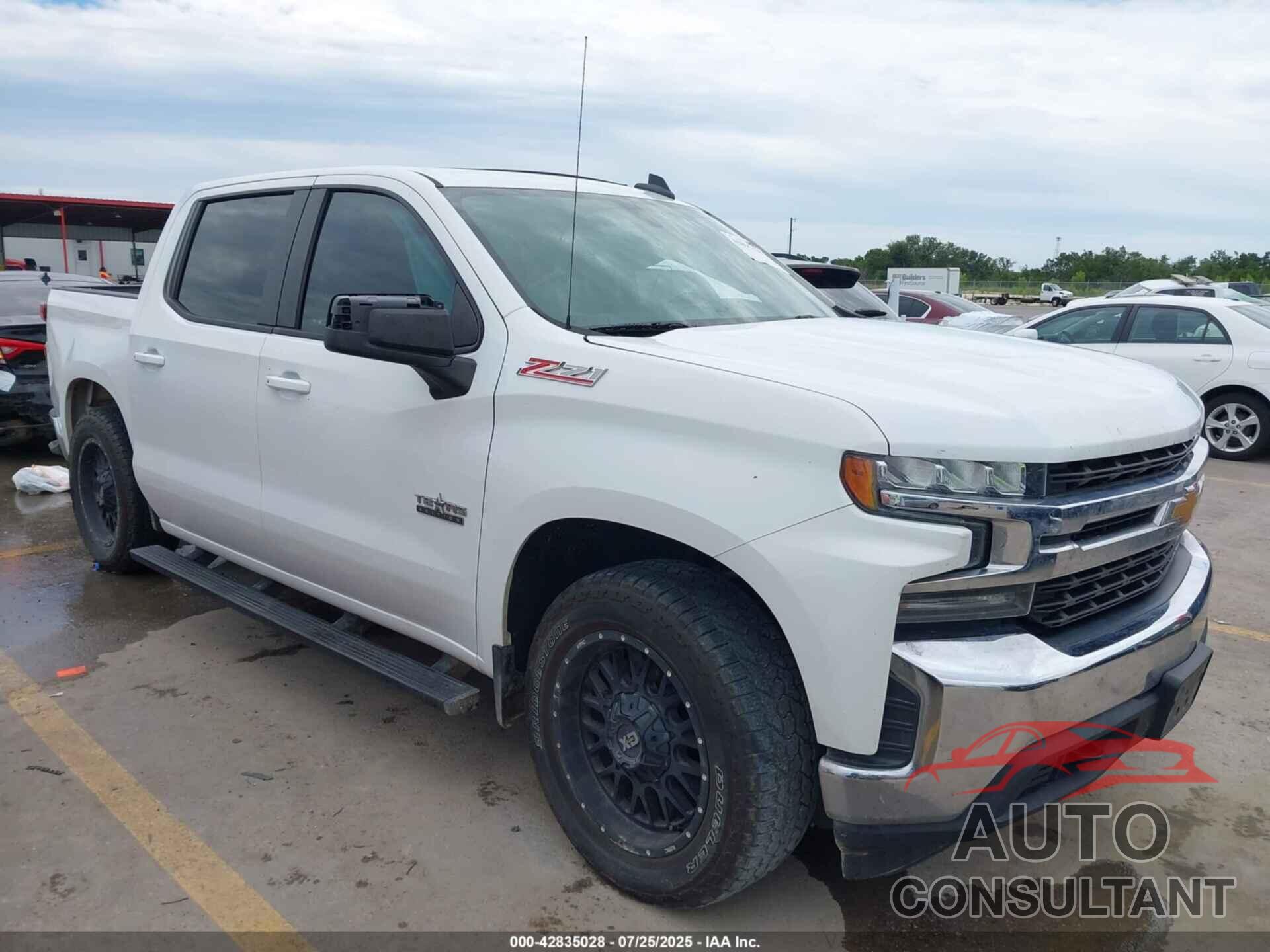 CHEVROLET SILVERADO 1500 2019 - 1GCUYDED2KZ170372