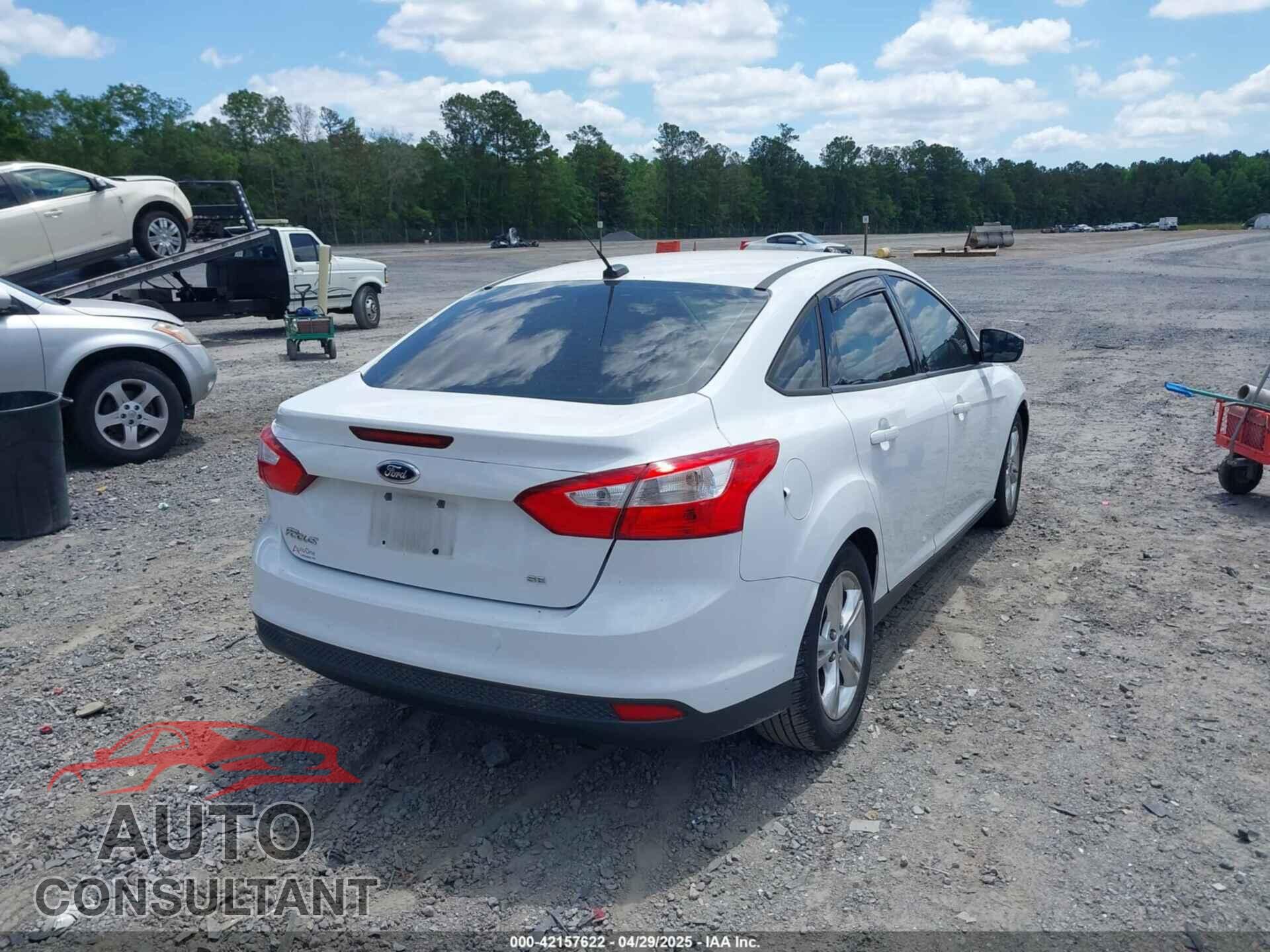 FORD FOCUS 2014 - 1FADP3F27EL205933