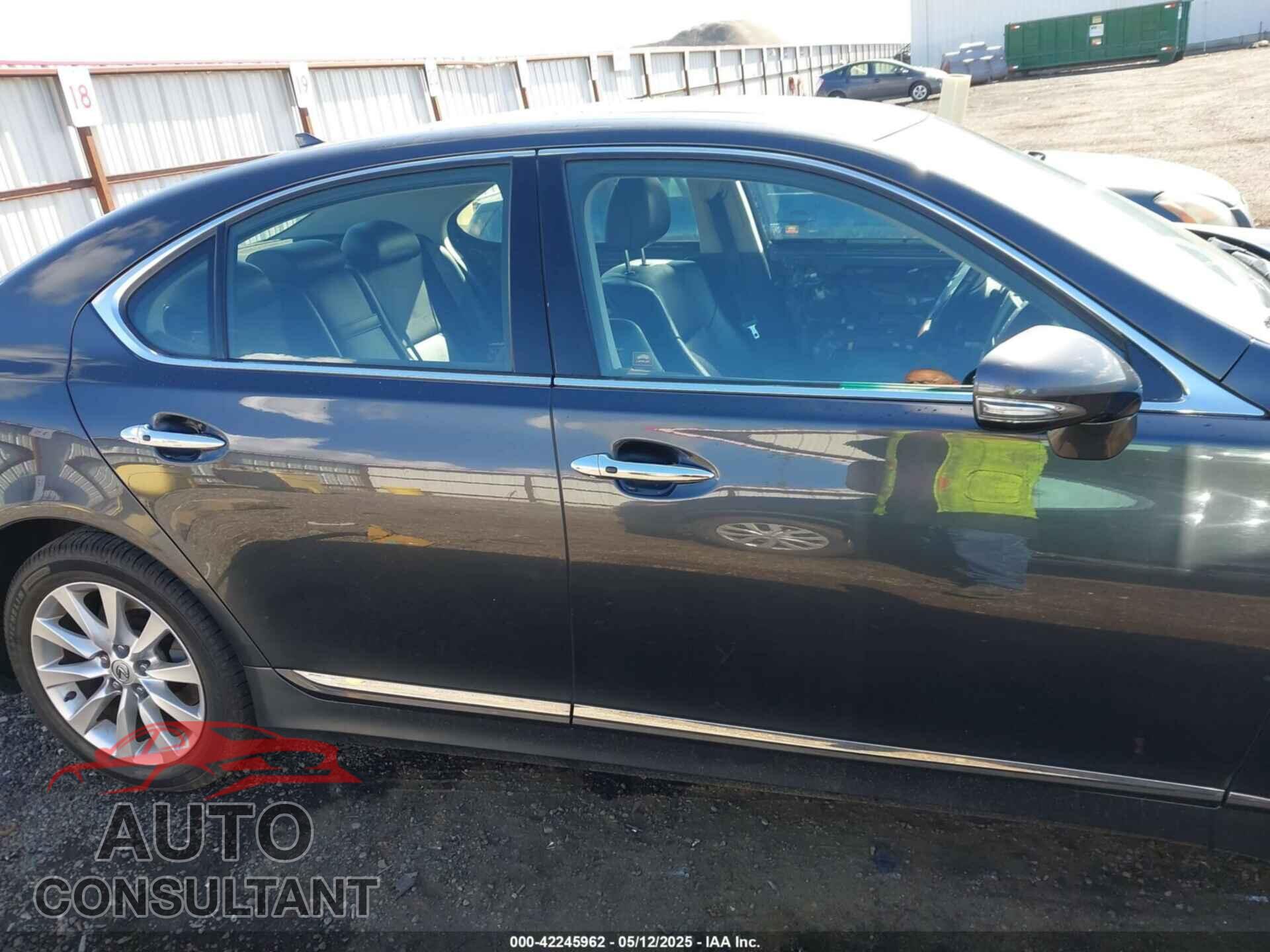 LEXUS LS 460 2011 - JTHCL5EFXB5012093