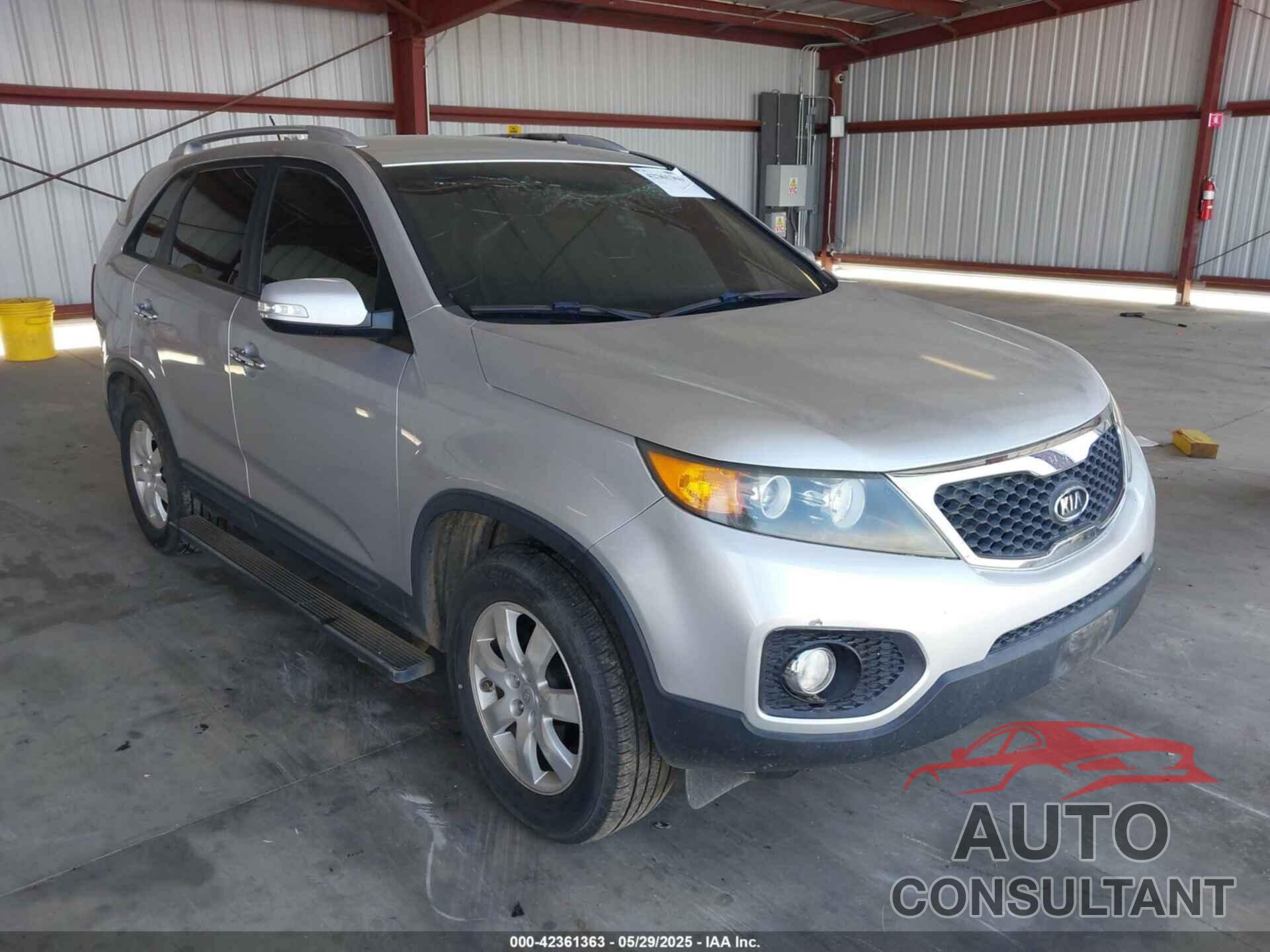 KIA SORENTO 2011 - 5XYKT4A10BG050201