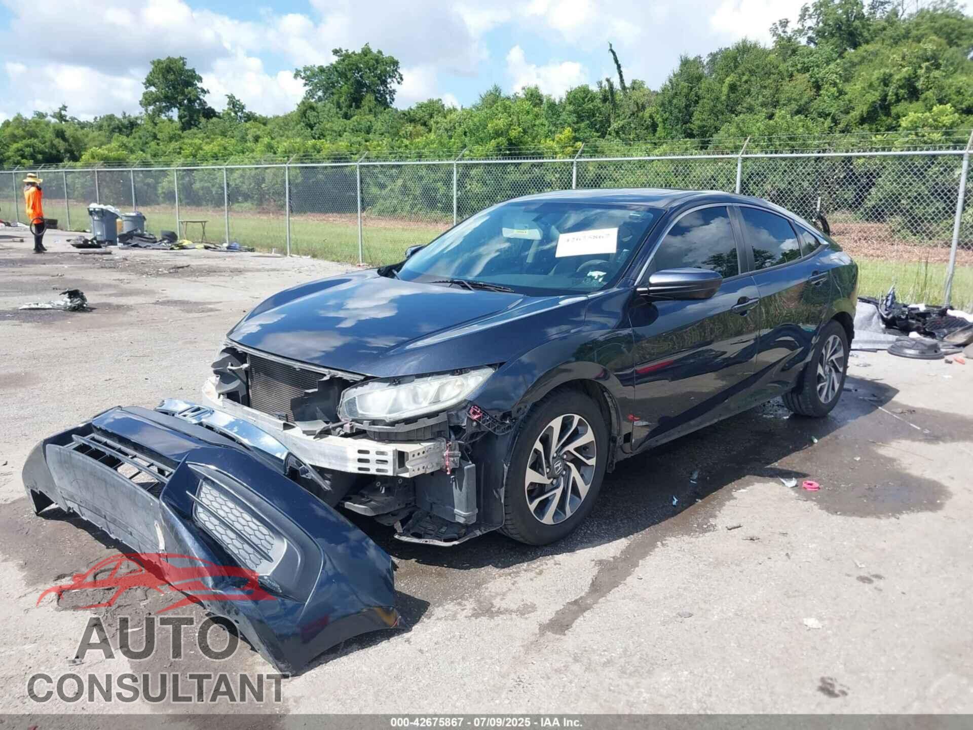 HONDA CIVIC 2017 - 2HGFC2F76H8572121