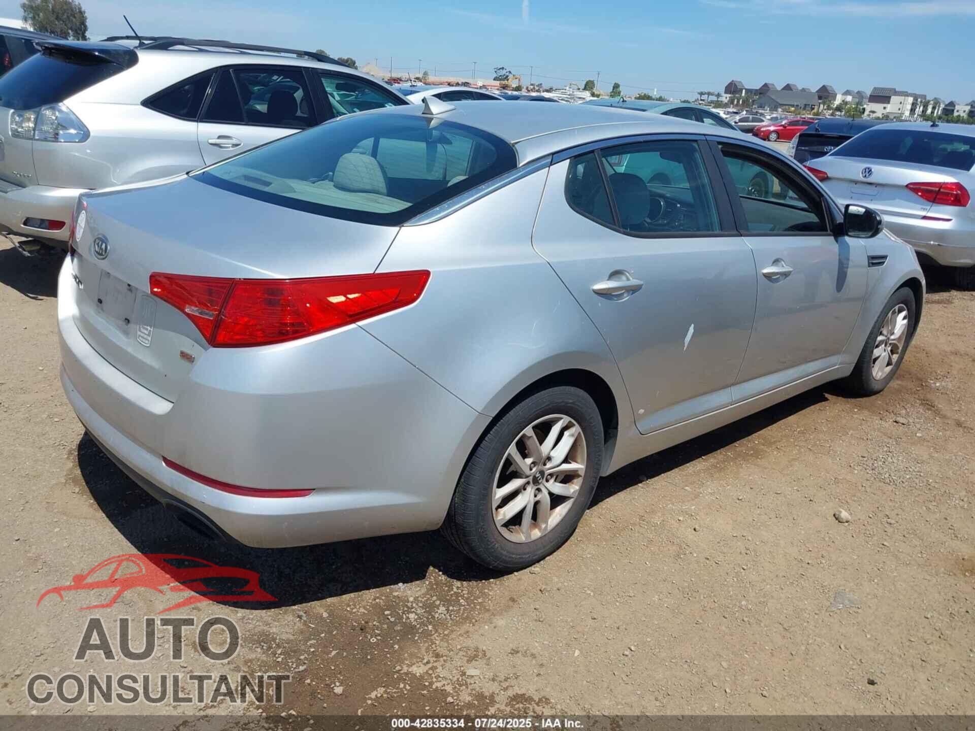 KIA OPTIMA 2011 - KNAGM4A79B5164632