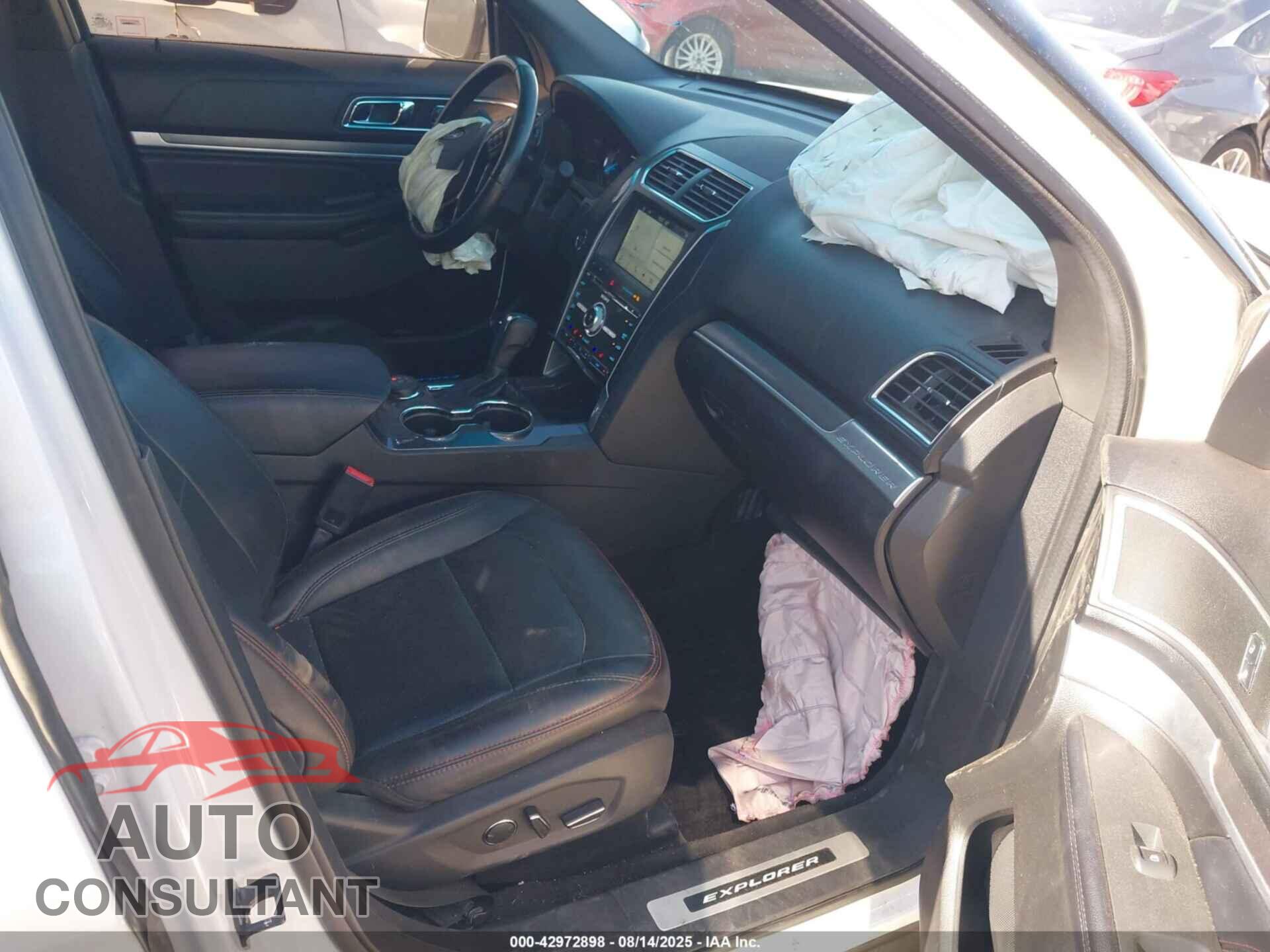 FORD EXPLORER 2017 - 1FM5K8GT2HGA76316