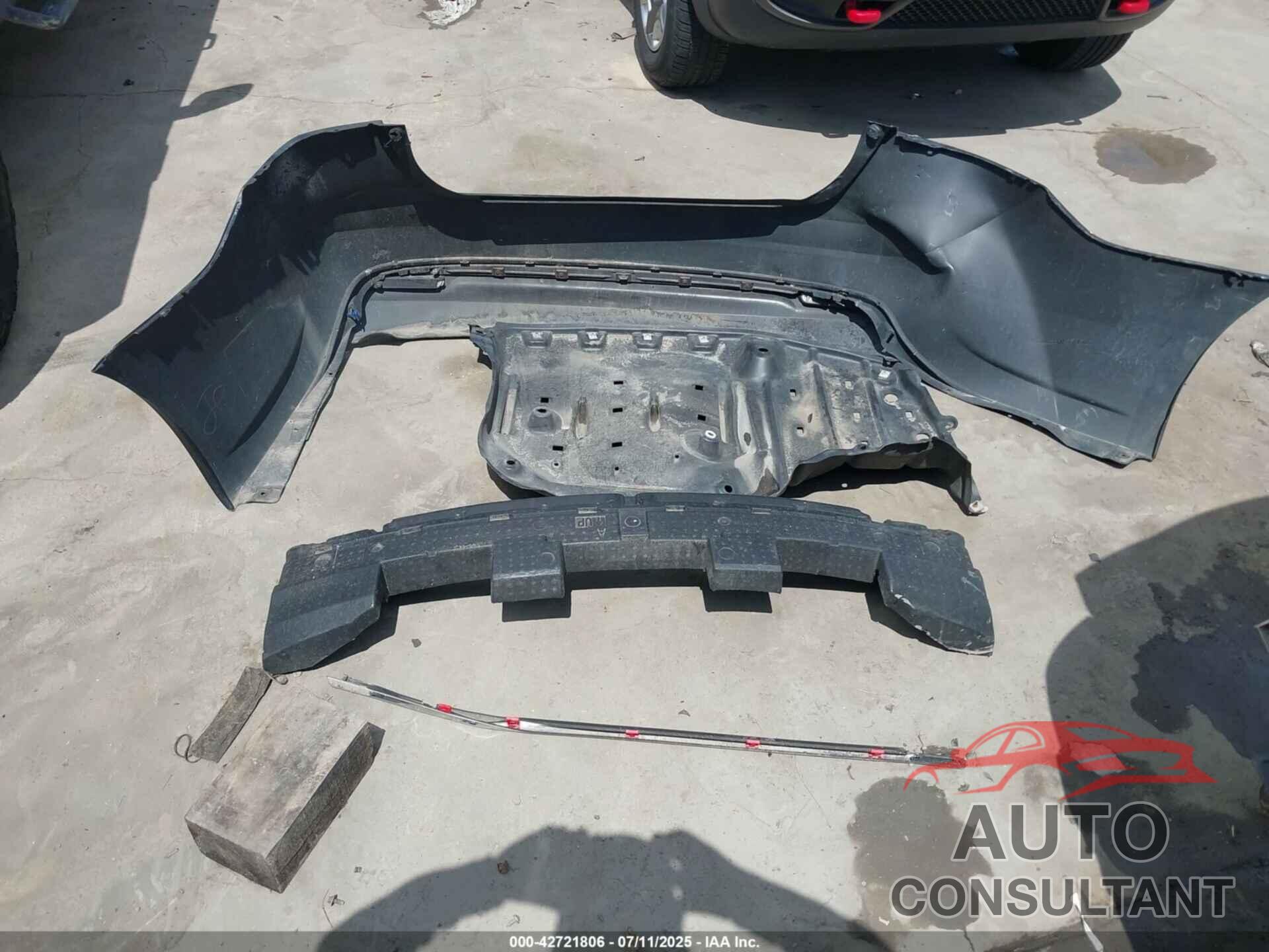 TOYOTA AVALON HYBRID 2013 - 4T1BD1EB8DU004871
