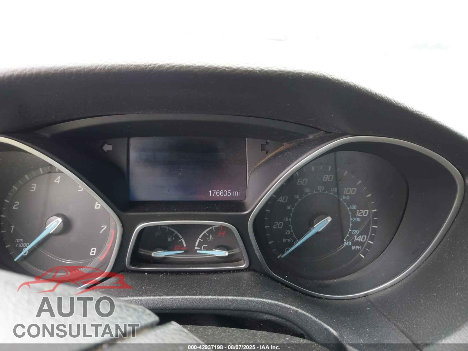 FORD FOCUS 2014 - 1FADP3F20EL301001