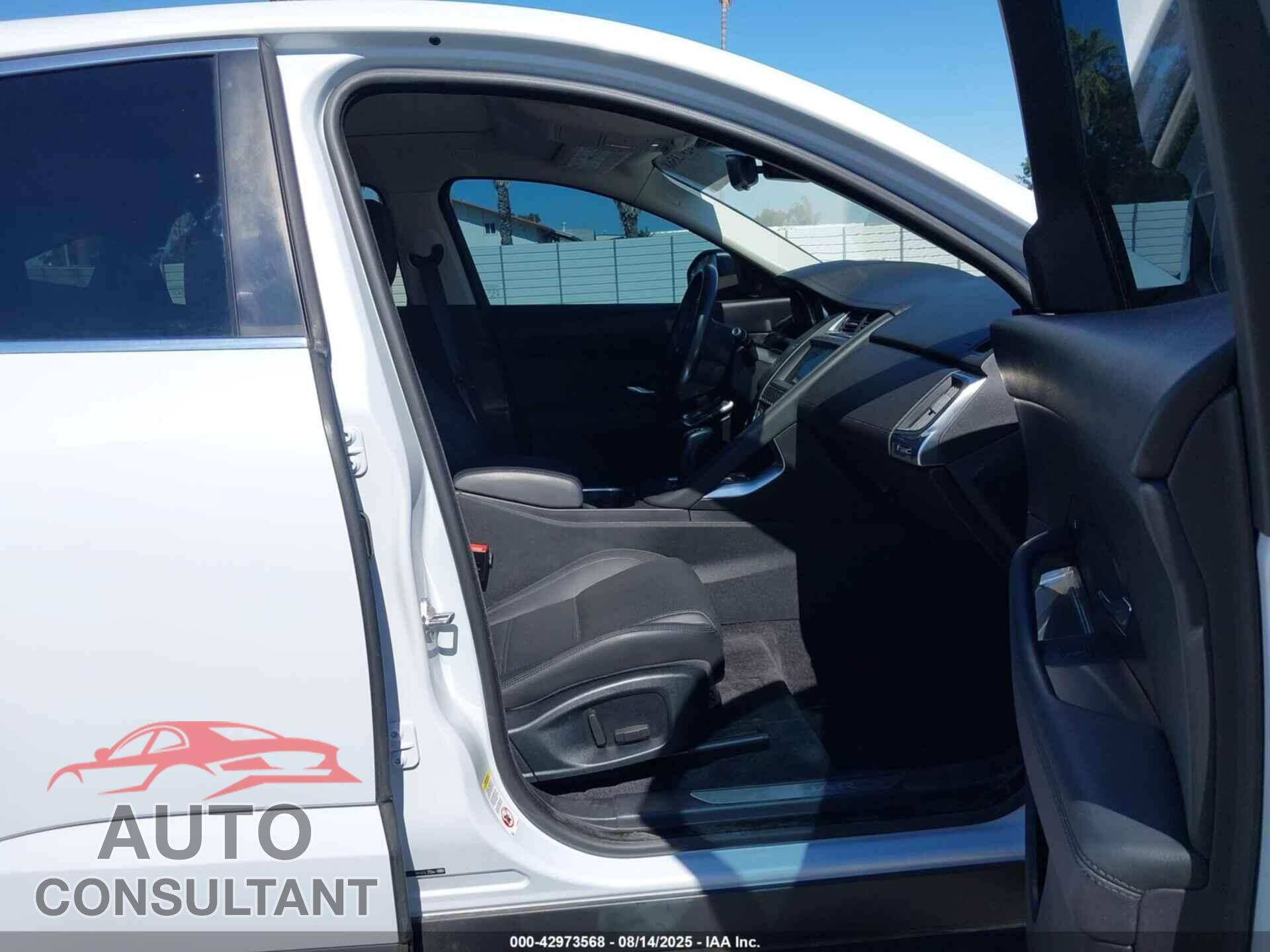 JAGUAR E-PACE 2018 - SADFJ2FX5J1Z30449